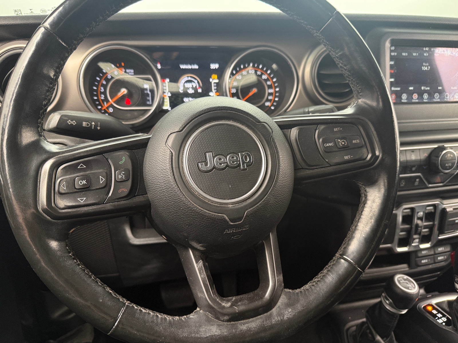 Thumbnail: 2020 Jeep Gladiator - 5