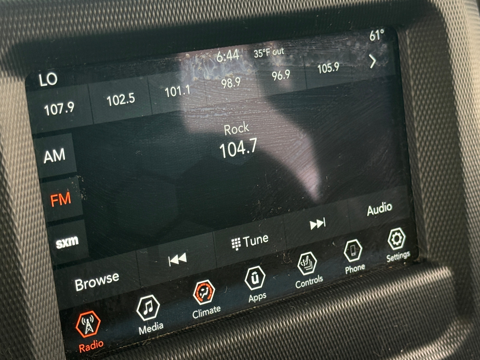 Thumbnail: 2020 Jeep Gladiator - 4