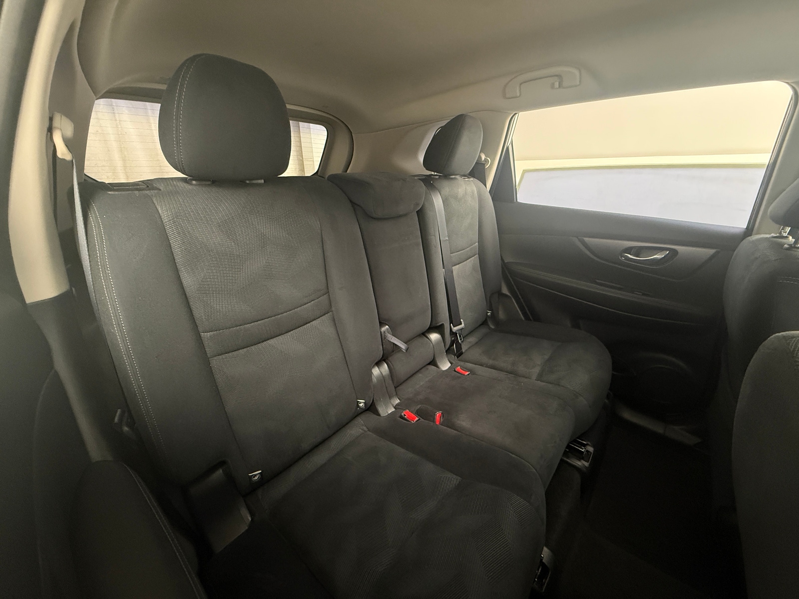 Thumbnail: 2016 Nissan Rogue - 6