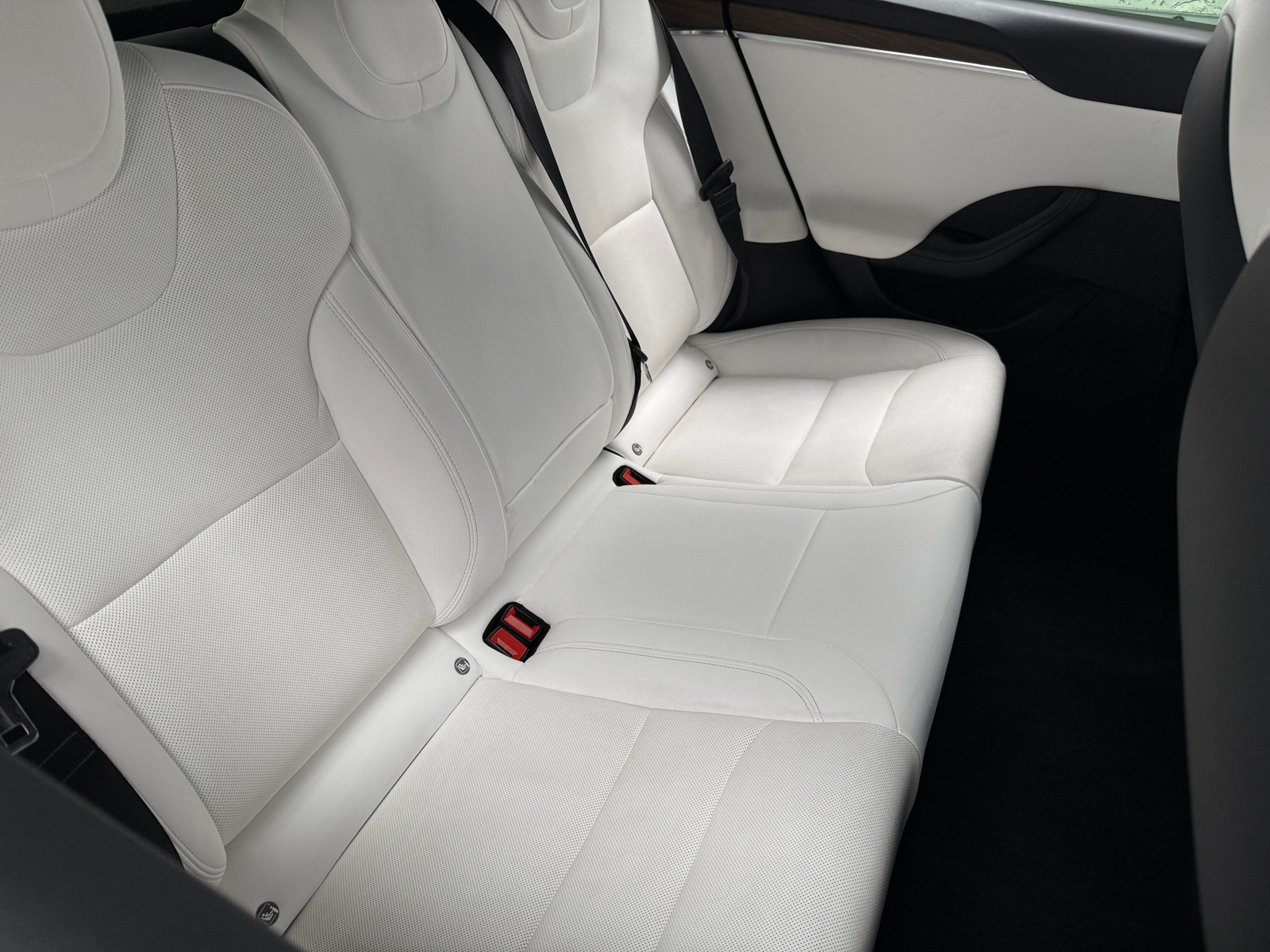 Thumbnail: 2022 Tesla Model S - 5