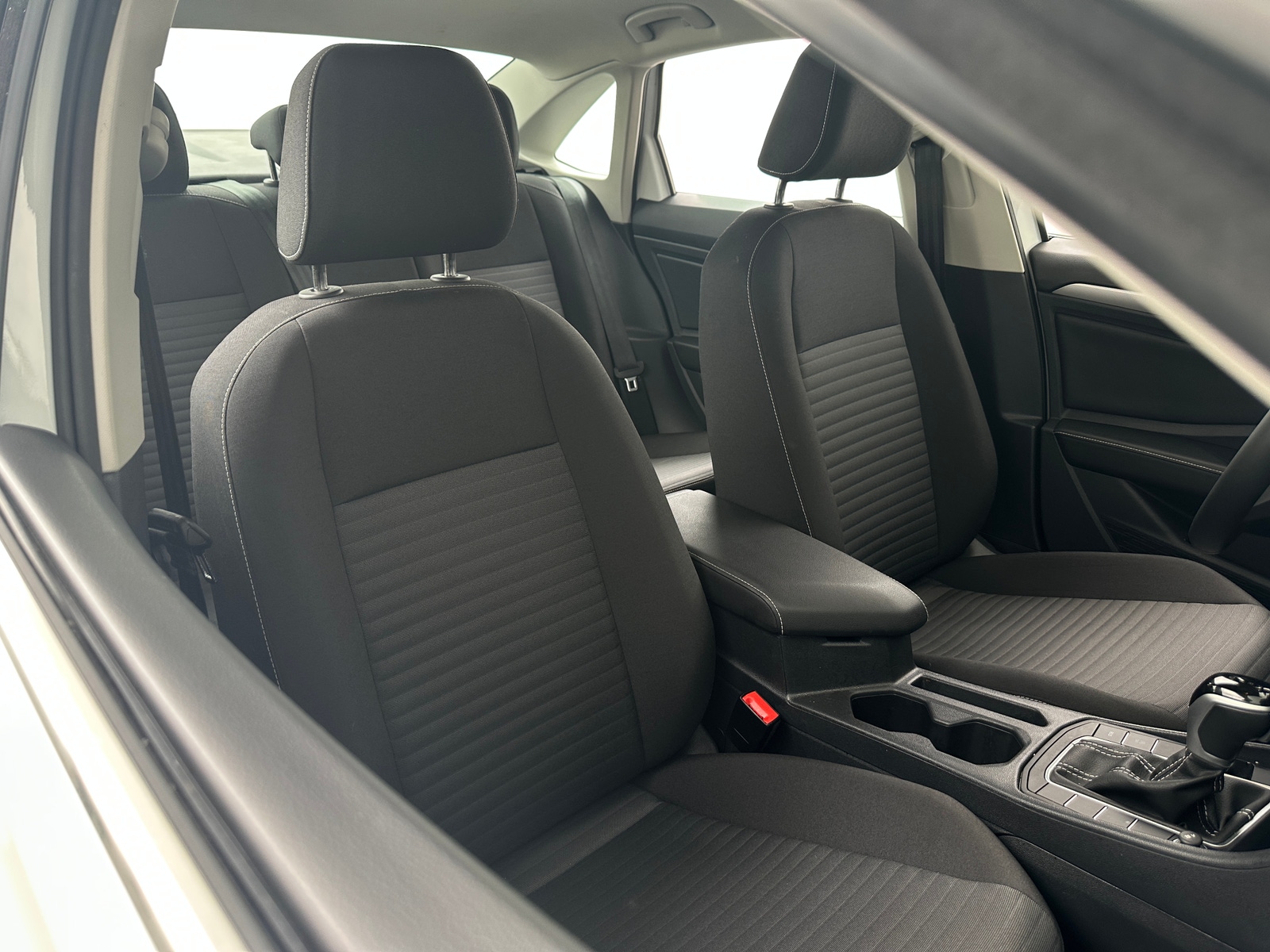 Thumbnail: 2024 Volkswagen Jetta - 2