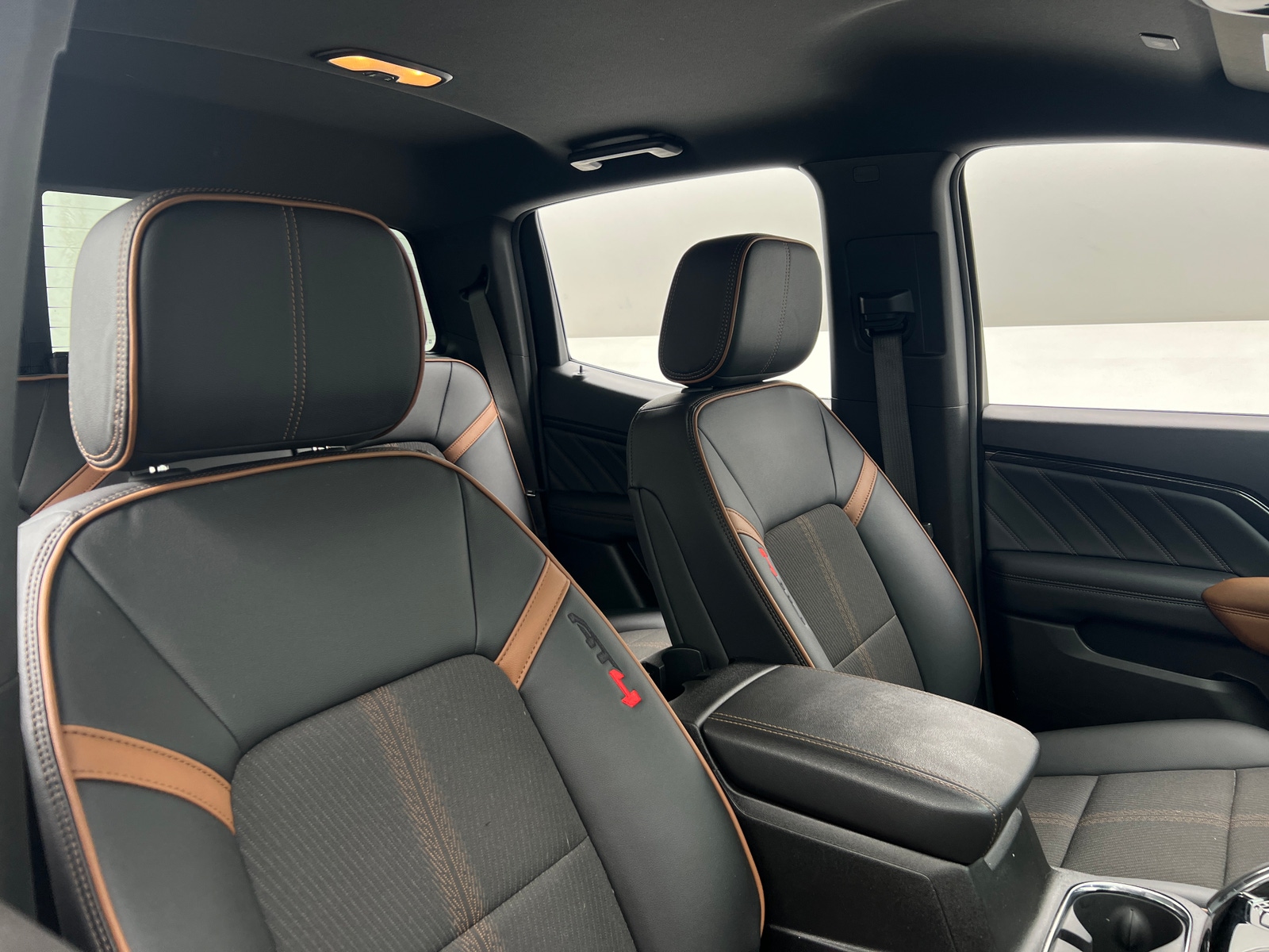 Thumbnail: 2025 GMC Canyon - 2