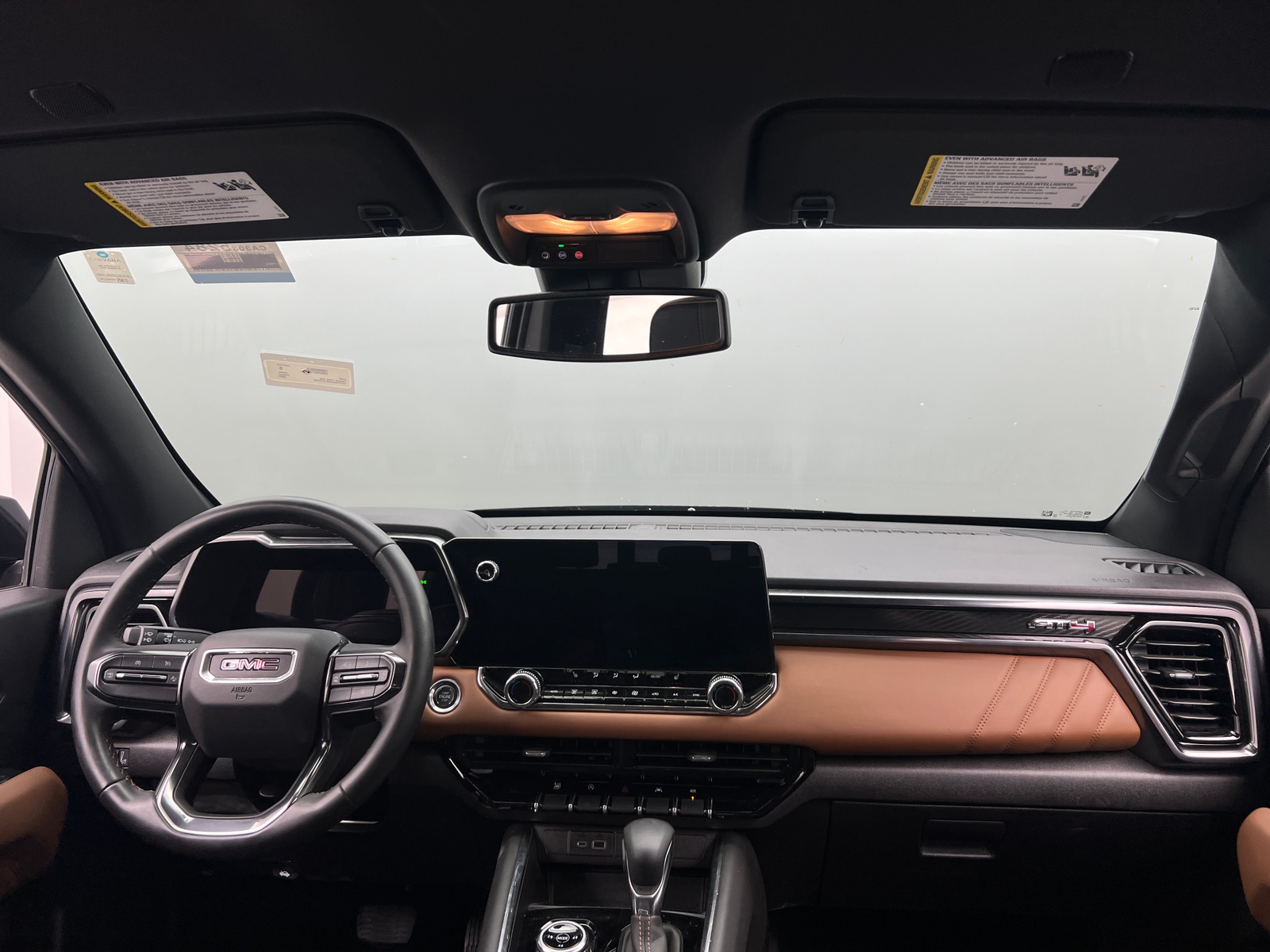 Thumbnail: 2025 GMC Canyon - 3