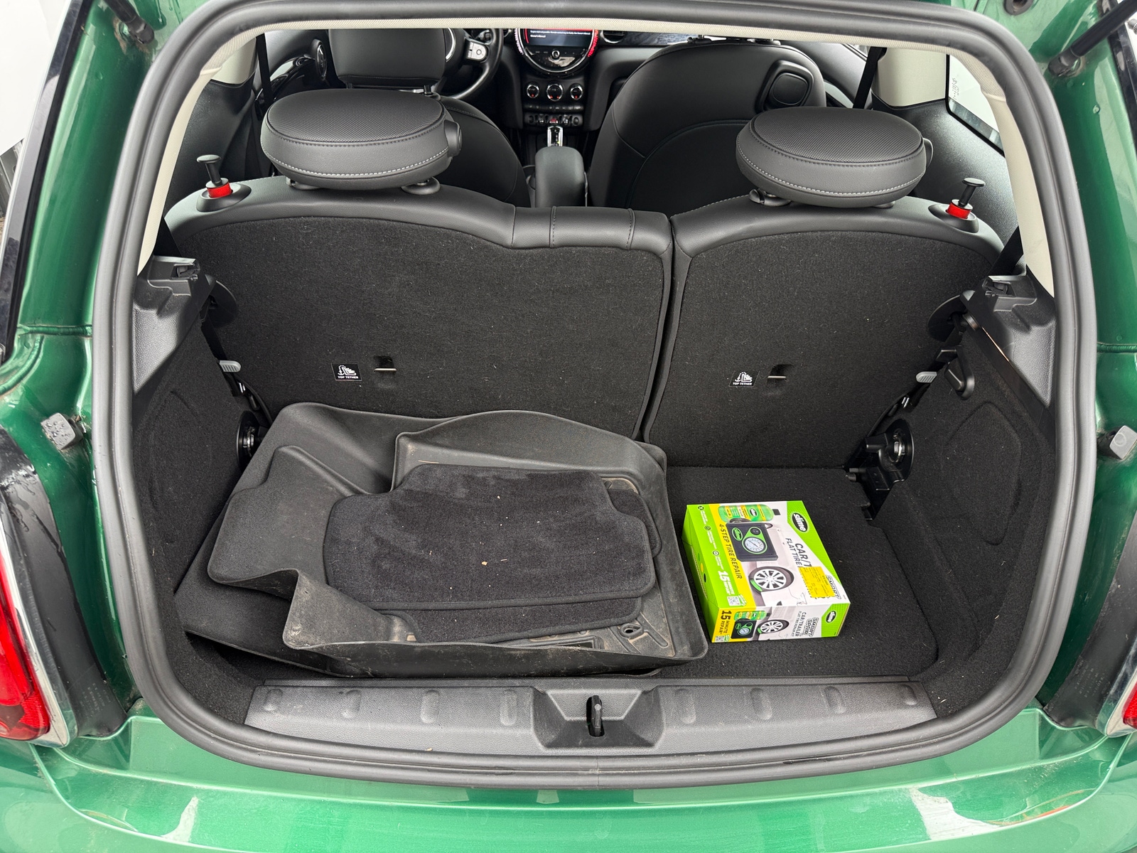 Thumbnail: 2022 MINI Cooper Hardtop - 6