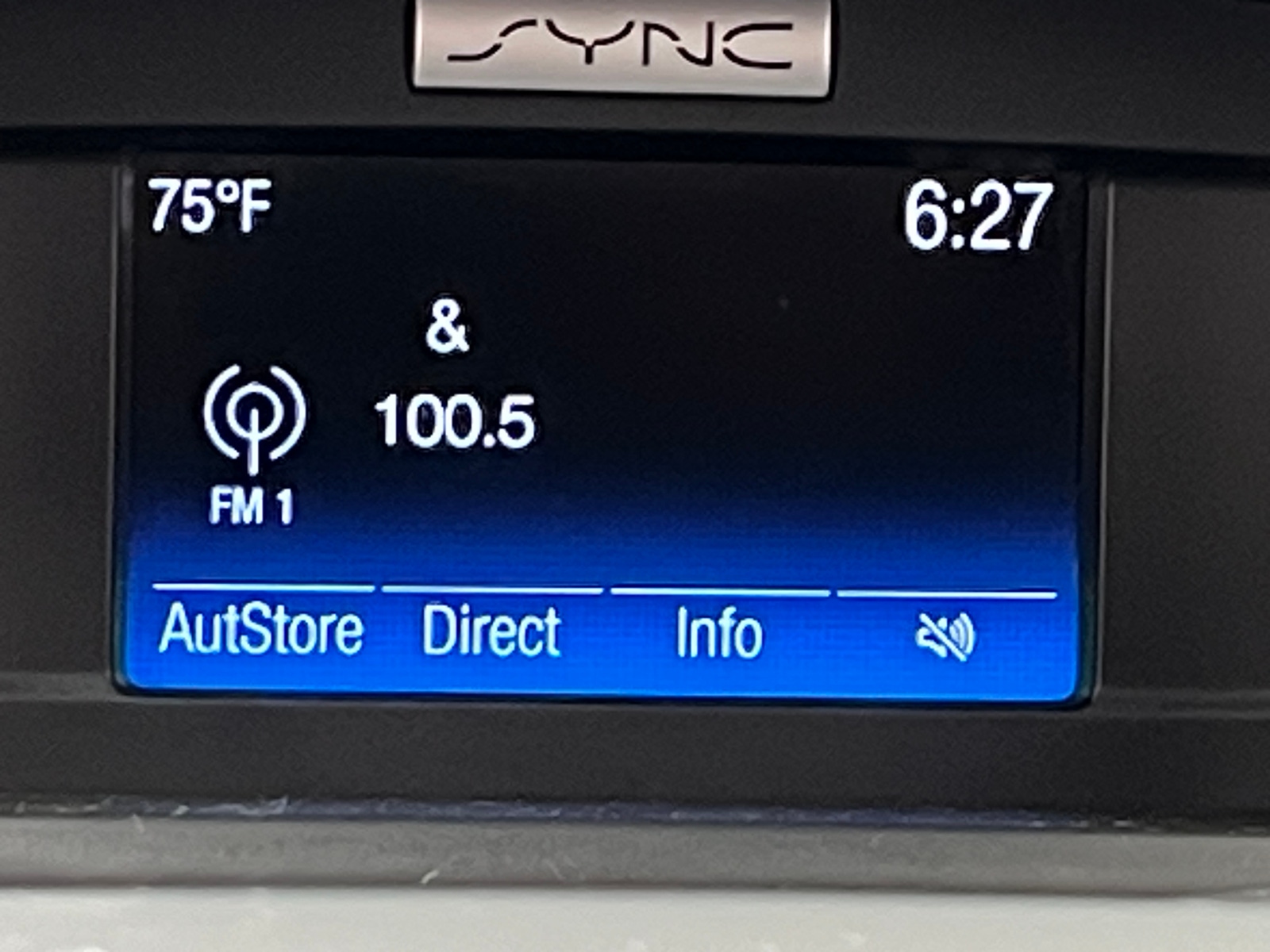 Thumbnail: 2017 Ford Escape - 4