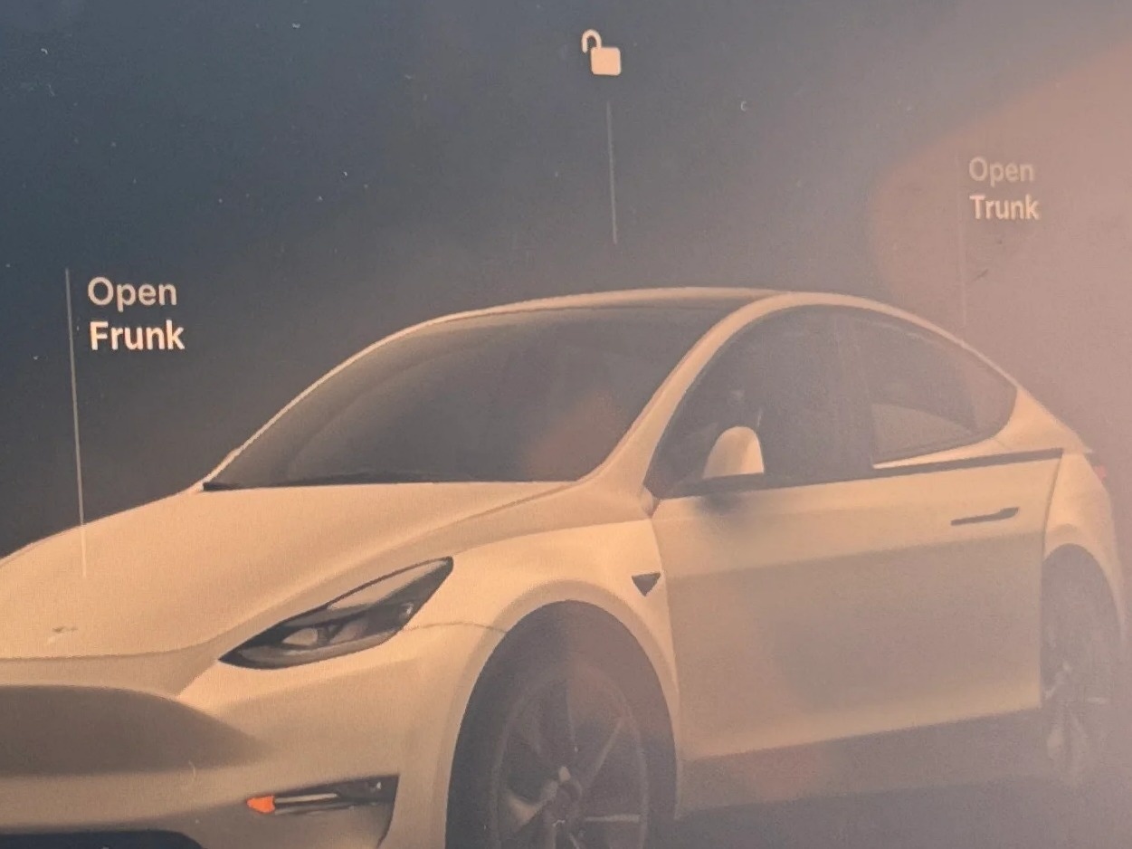 Thumbnail: 2024 Tesla Model Y - 3