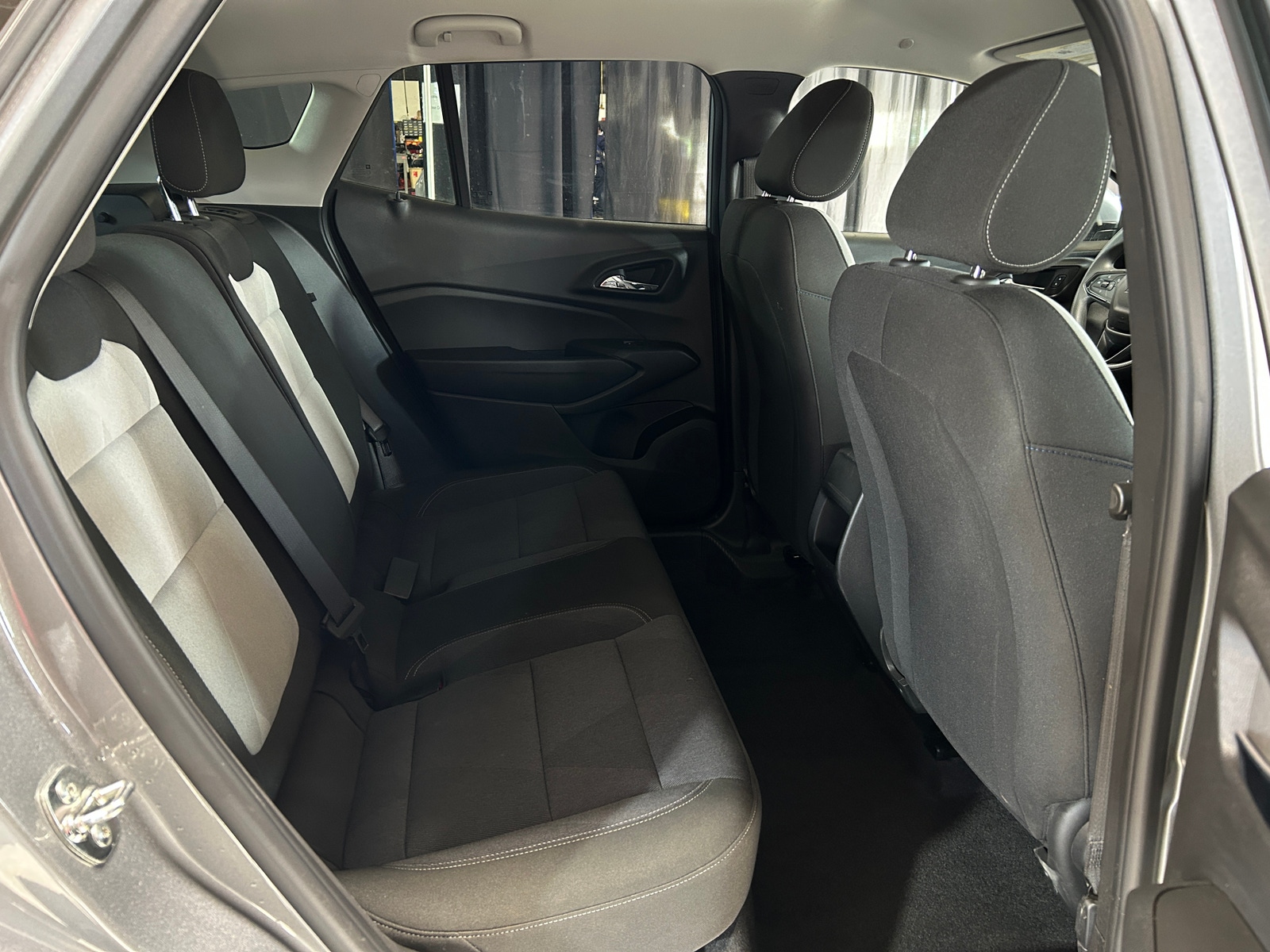 Thumbnail: 2025 Chevrolet Trax - 6