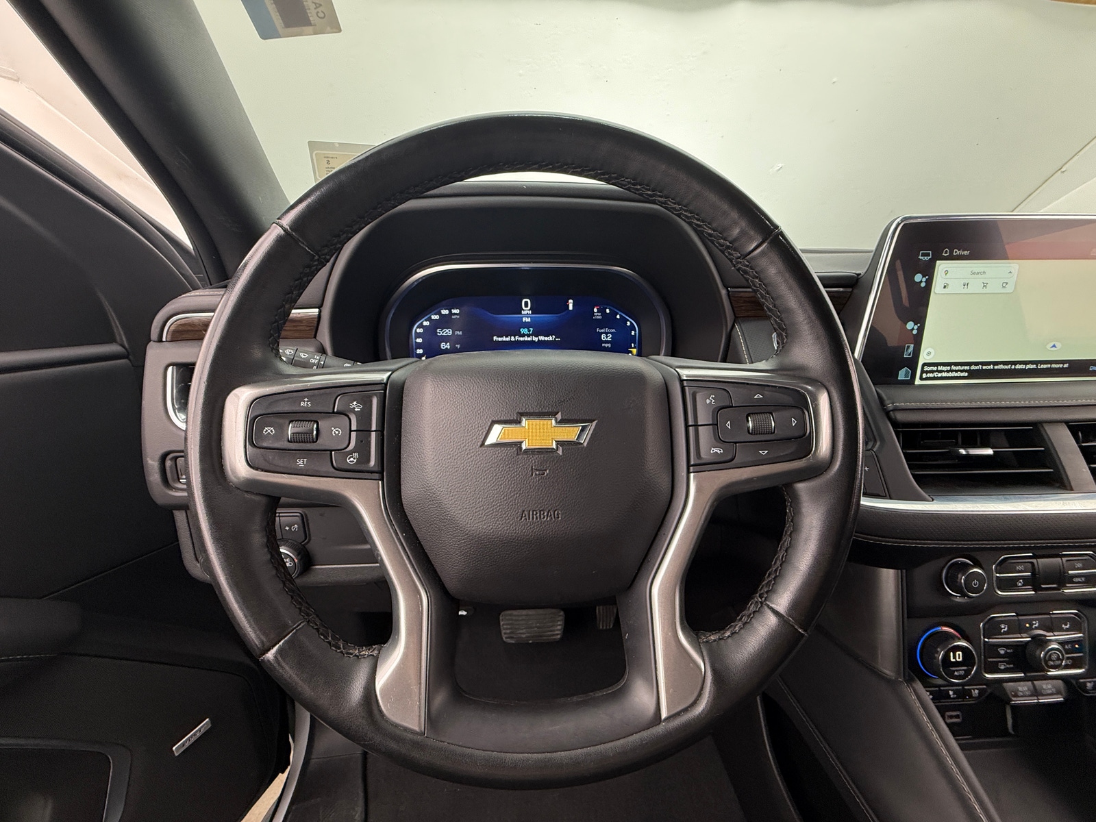 Thumbnail: 2023 Chevrolet Suburban - 4