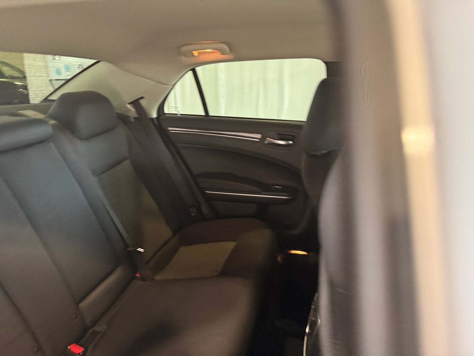 Thumbnail: 2022 Chrysler 300 - 6