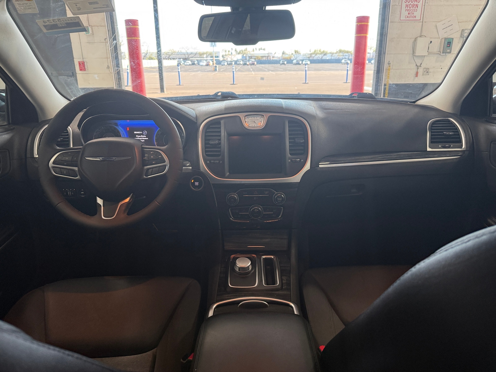 Thumbnail: 2022 Chrysler 300 - 3