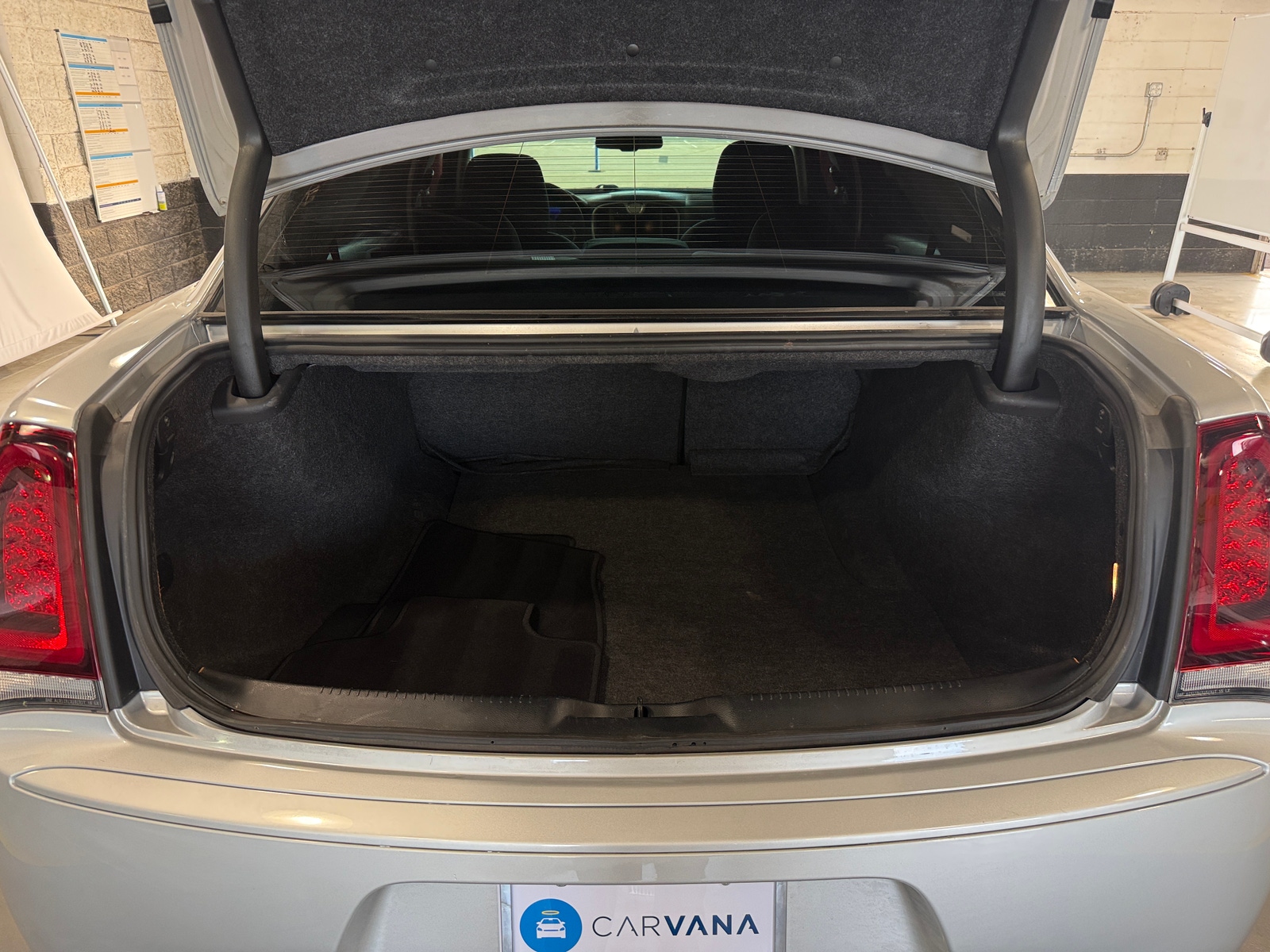 Thumbnail: 2022 Chrysler 300 - 7