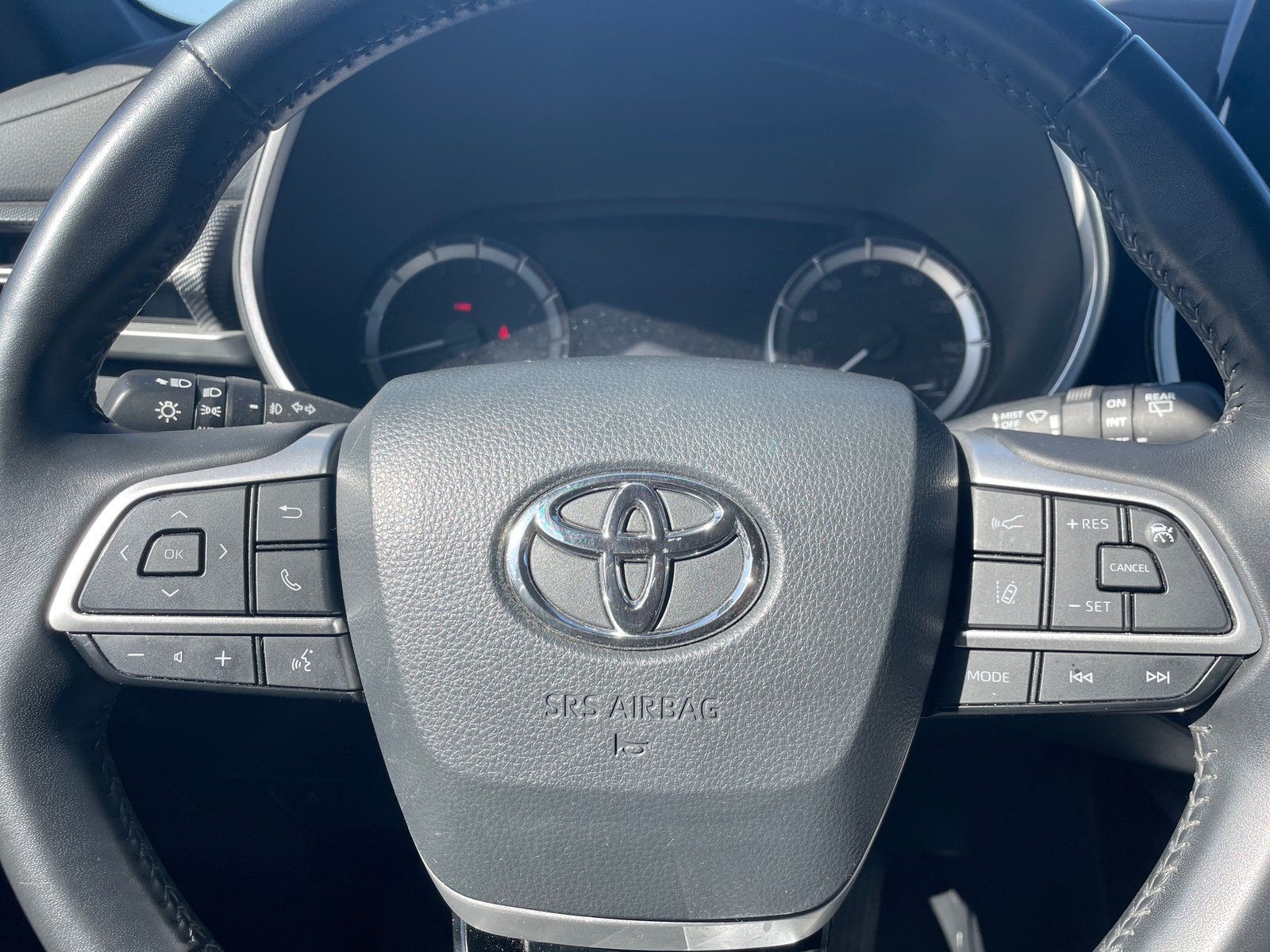 Thumbnail: 2024 Toyota Highlander - 4