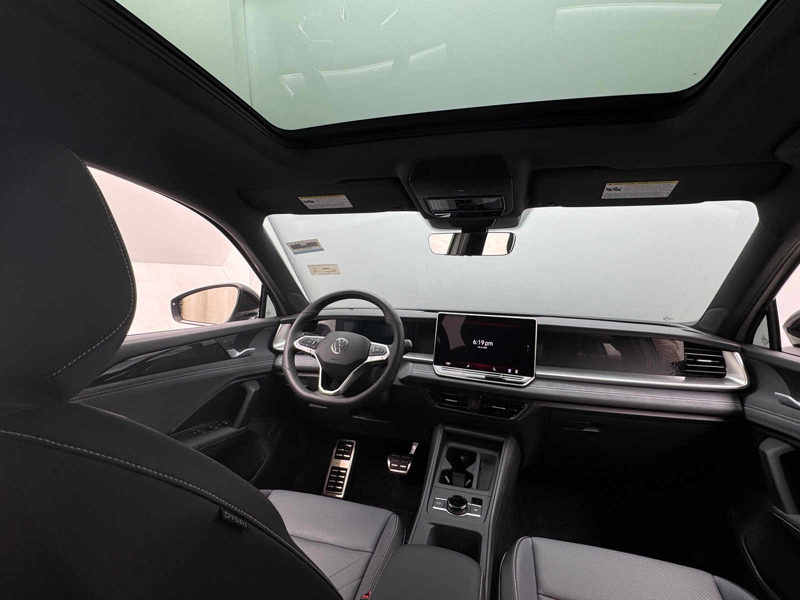 Thumbnail: 2025 Volkswagen Tiguan - 2