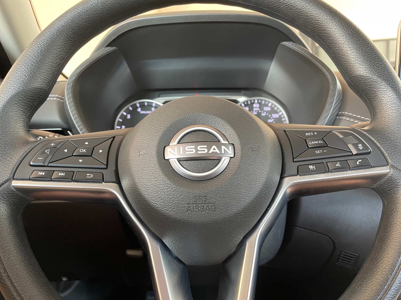 Thumbnail: 2025 Nissan Sentra - 5