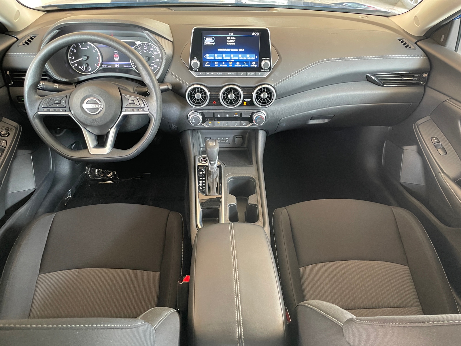 Thumbnail: 2025 Nissan Sentra - 3