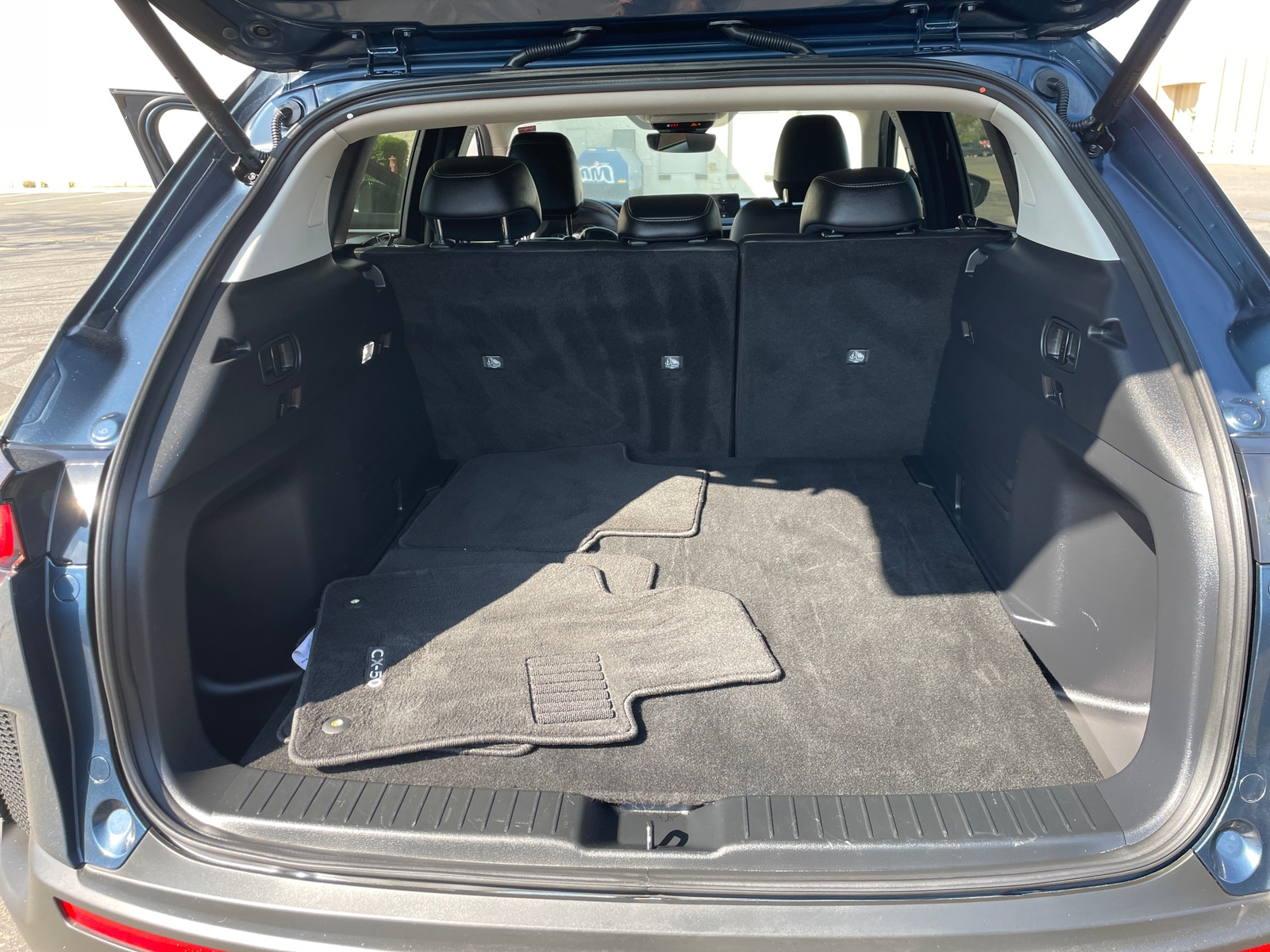 Thumbnail: 2025 Mazda CX-50 - 6