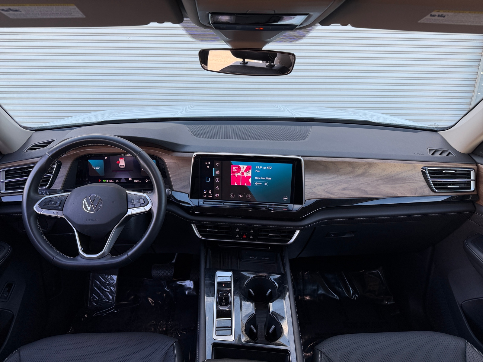 Thumbnail: 2025 Volkswagen Atlas - 3