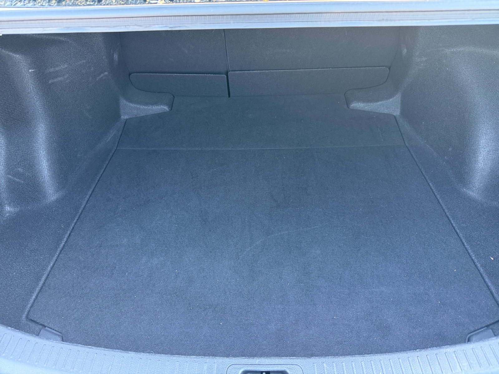 Thumbnail: 2024 Toyota Corolla - 6