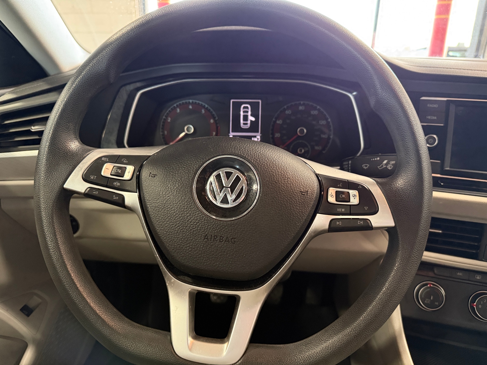 Thumbnail: 2019 Volkswagen Jetta - 5