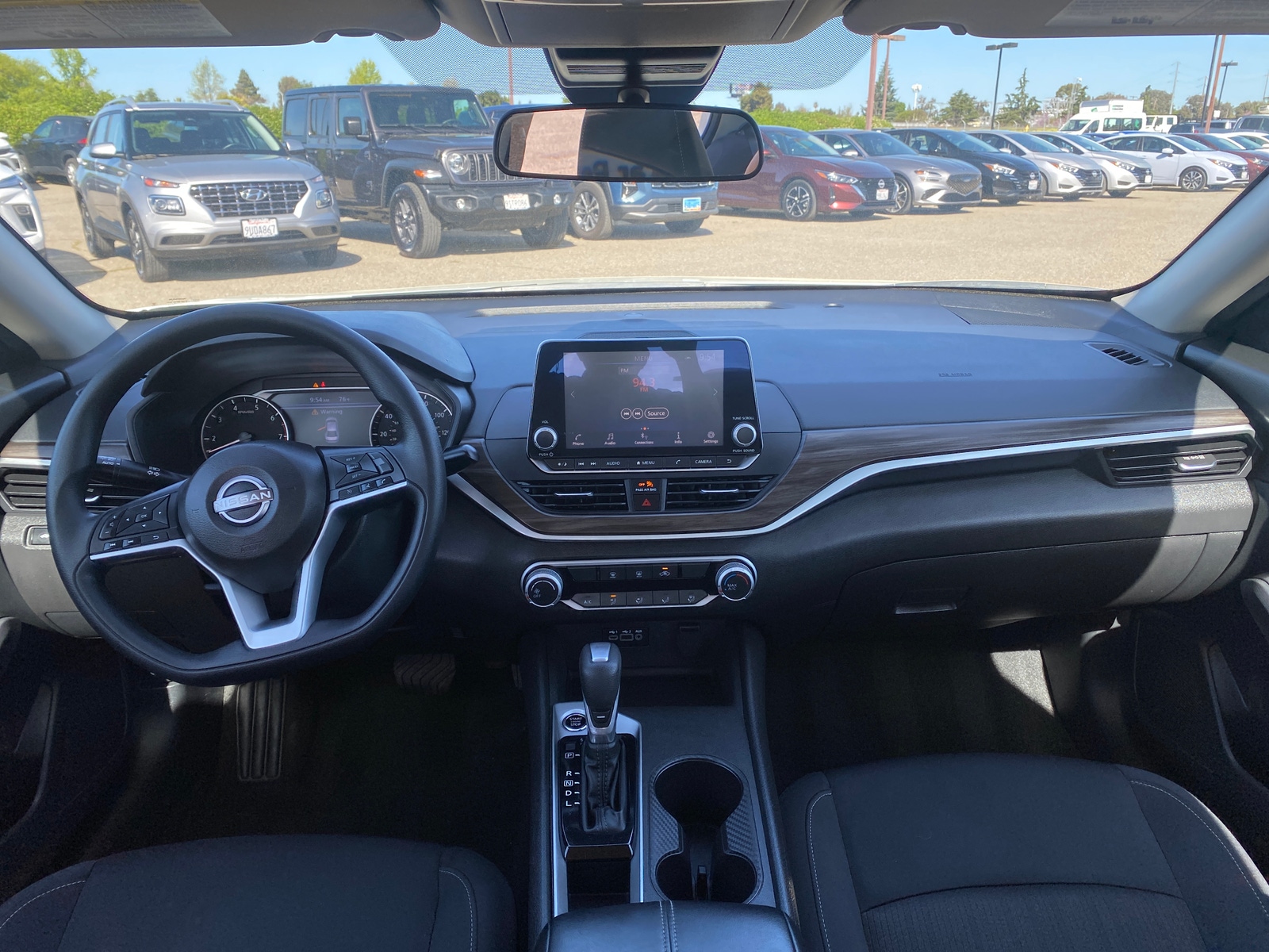 Thumbnail: 2025 Nissan Altima - 3