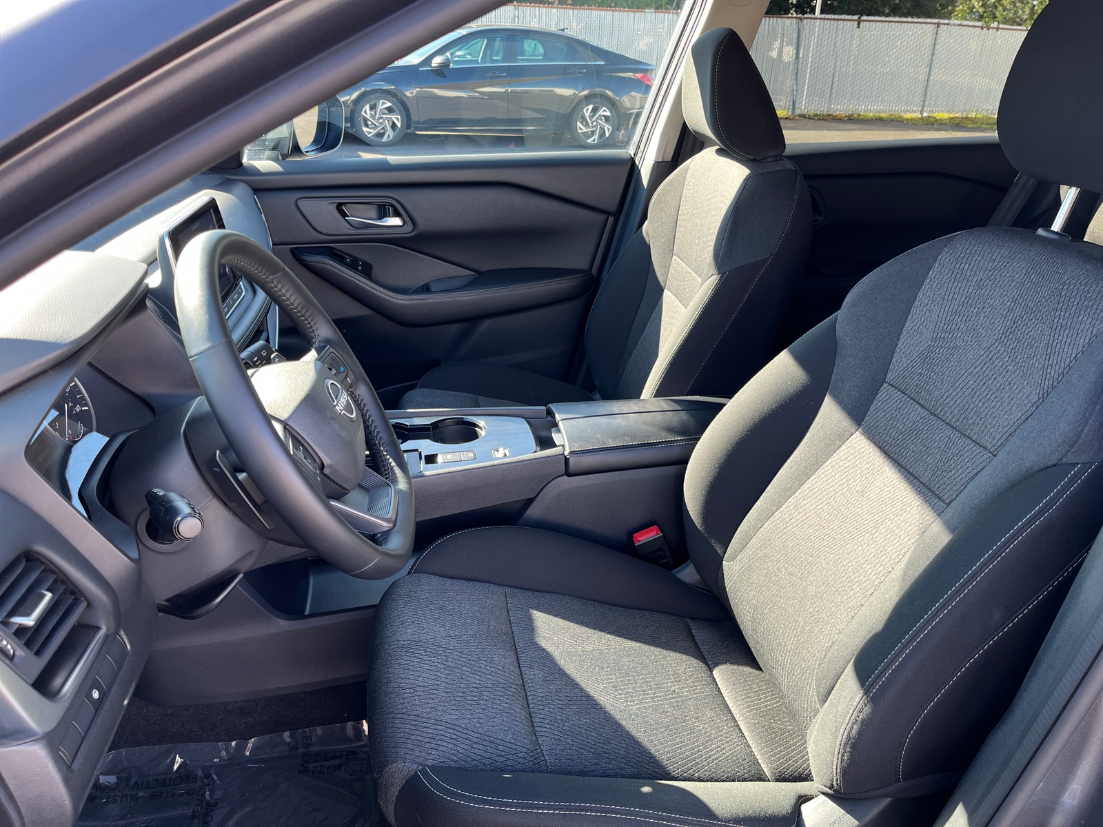 Thumbnail: 2025 Nissan Rogue - 2