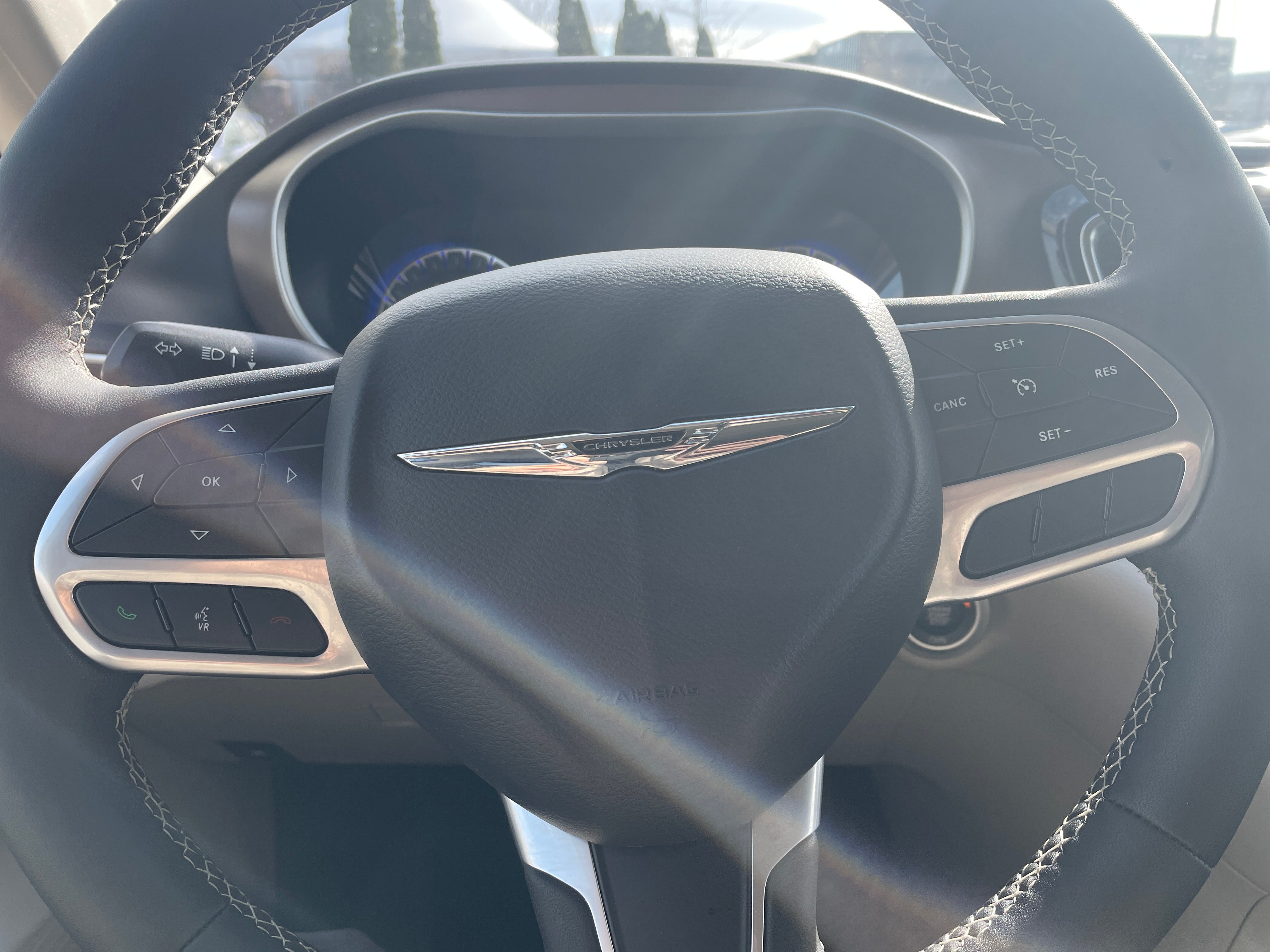 Thumbnail: 2024 Chrysler Voyager - 5