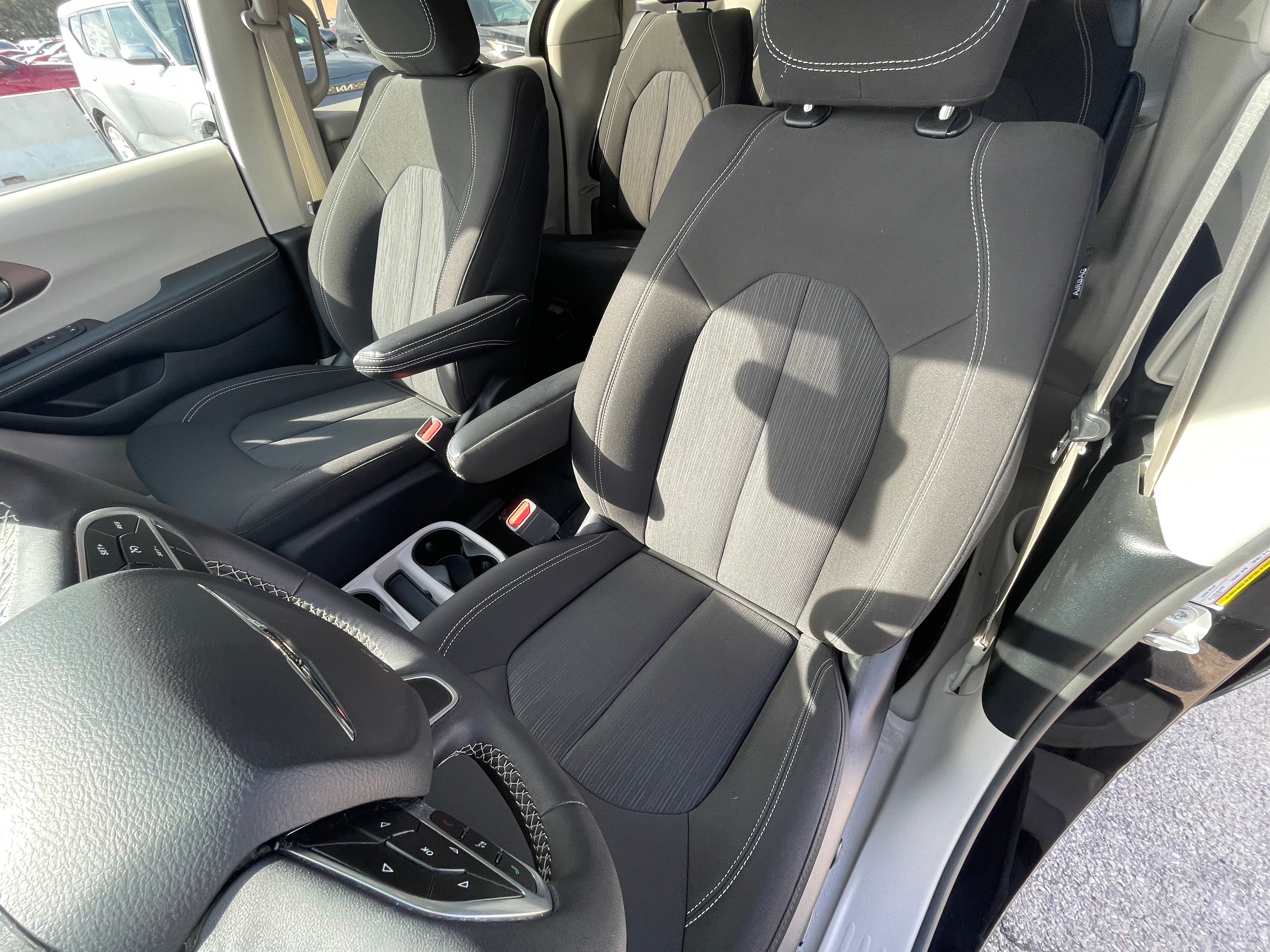 Thumbnail: 2024 Chrysler Voyager - 2