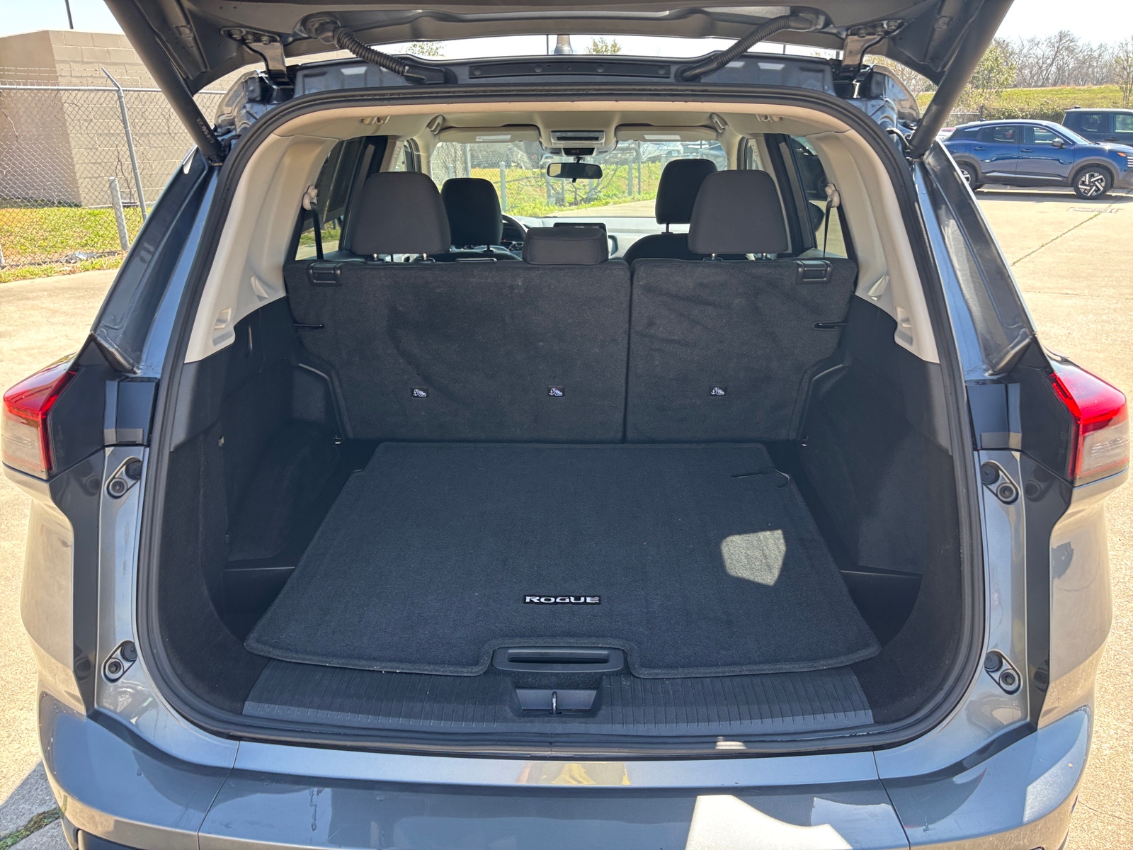 Thumbnail: 2025 Nissan Rogue - 6