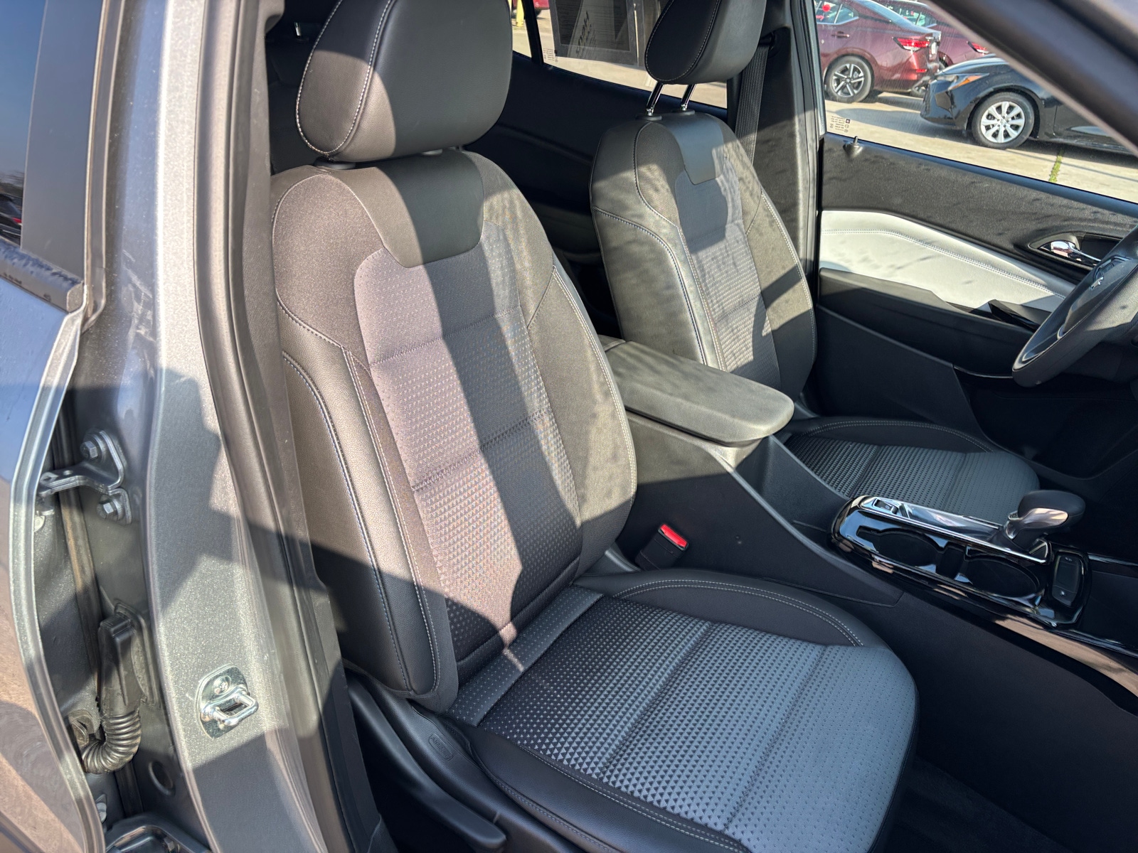 Thumbnail: 2025 Chevrolet Trax - 2