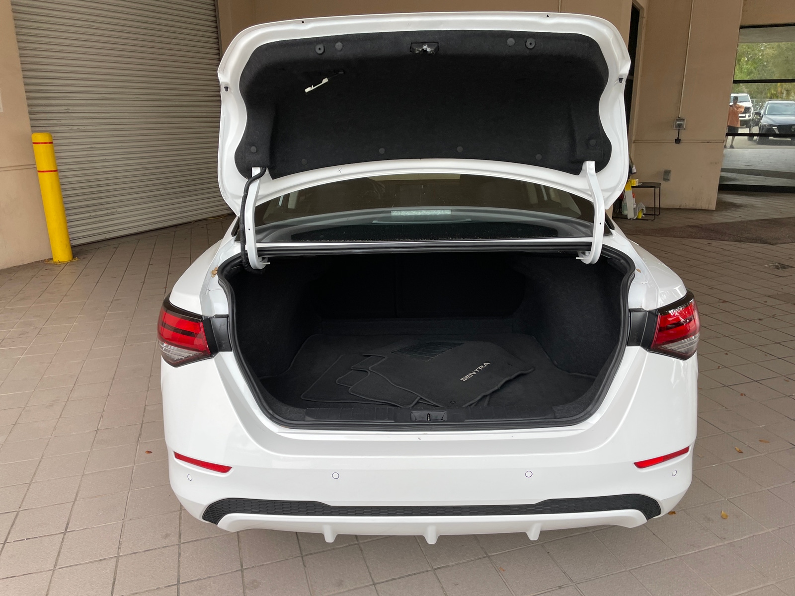 Thumbnail: 2025 Nissan Sentra - 5