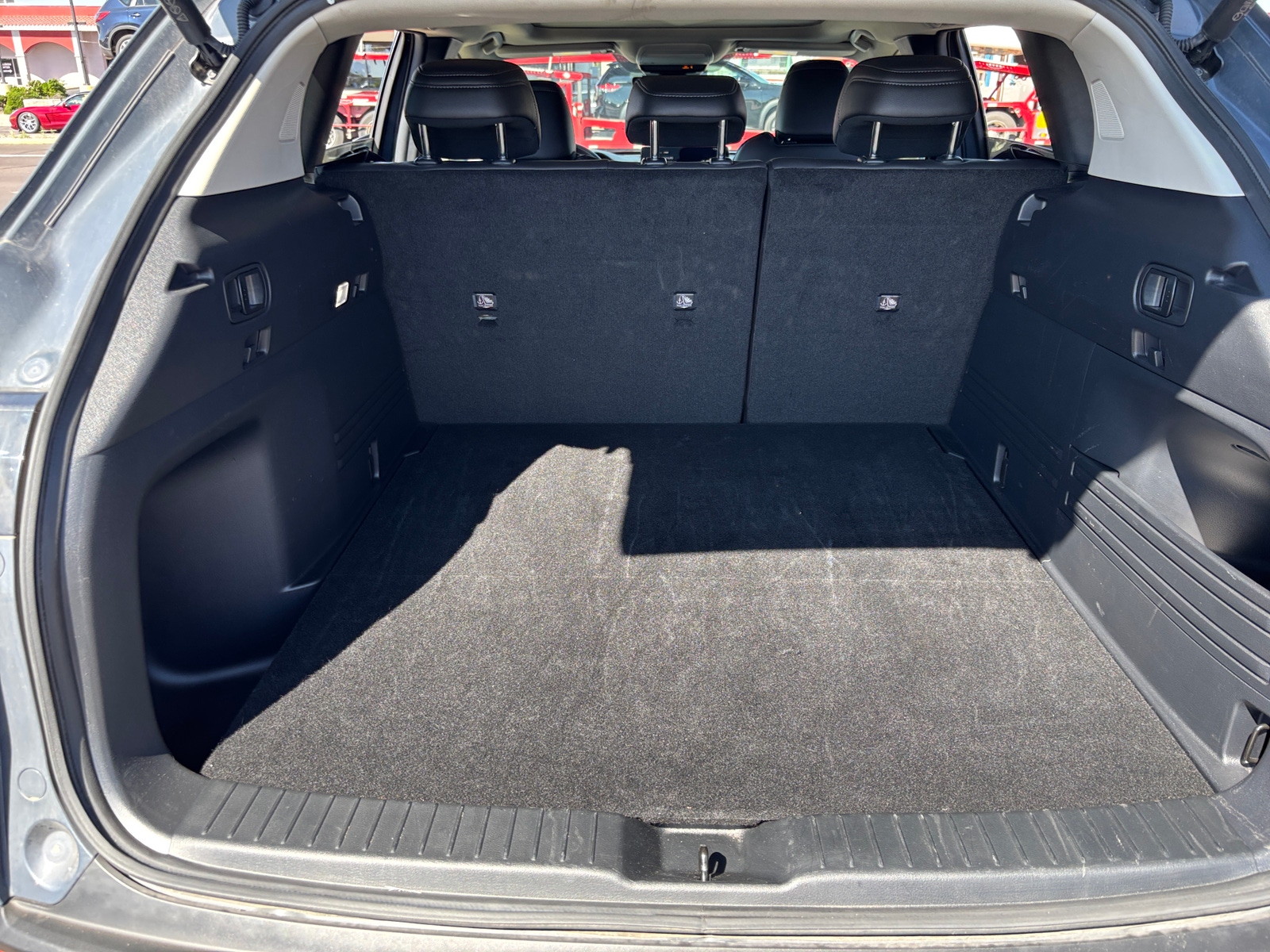 Thumbnail: 2025 Mazda CX-50 - 6