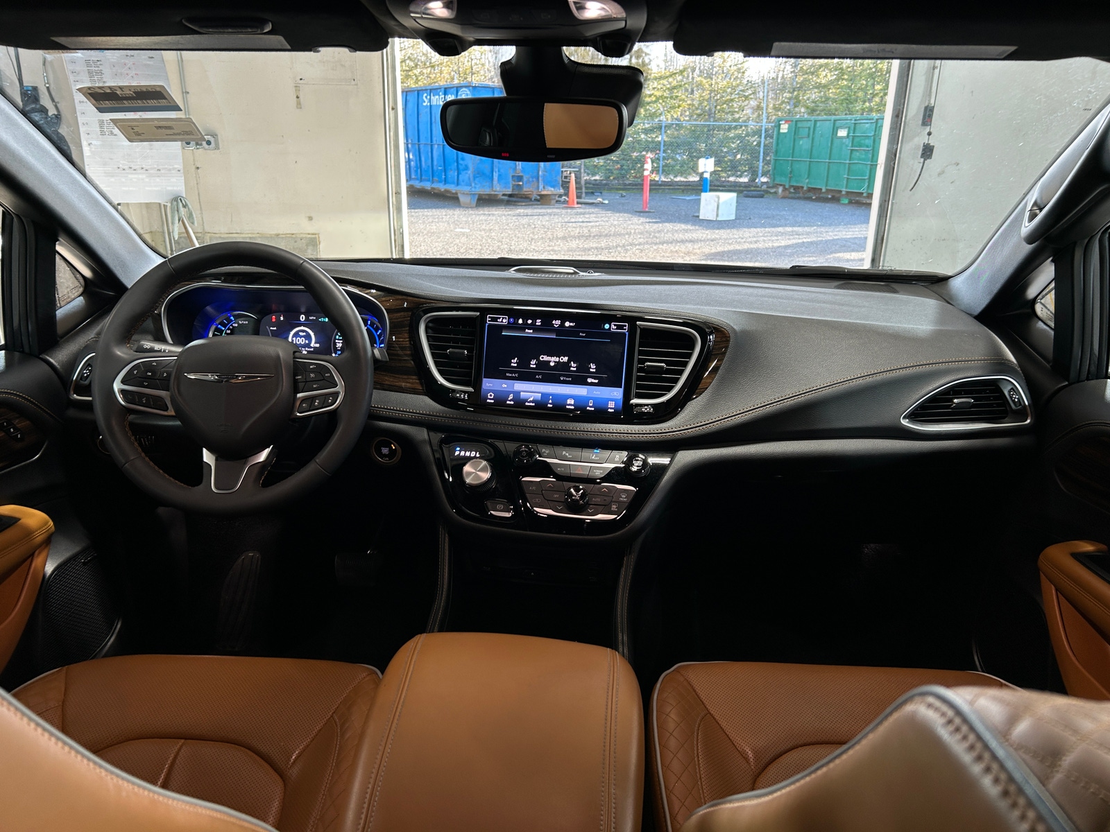 Thumbnail: 2023 Chrysler Pacifica - 2