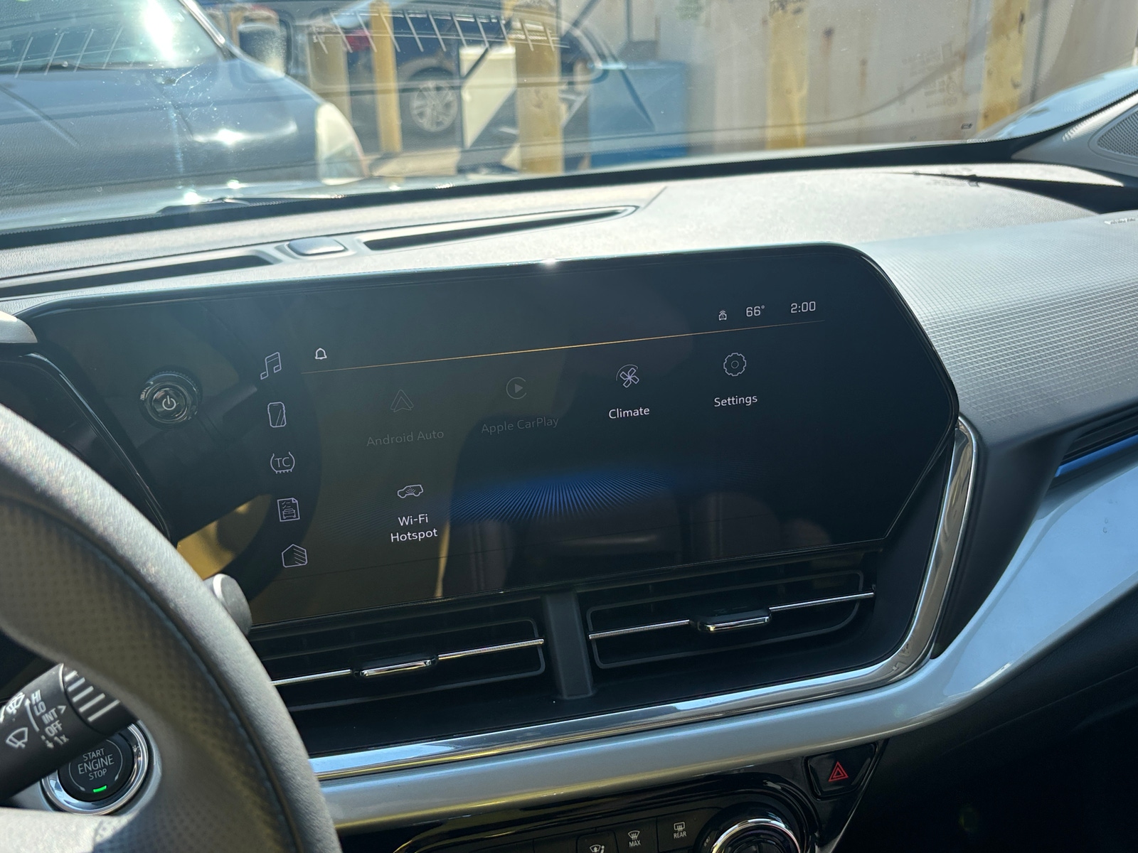 Thumbnail: 2025 Chevrolet Trax - 4