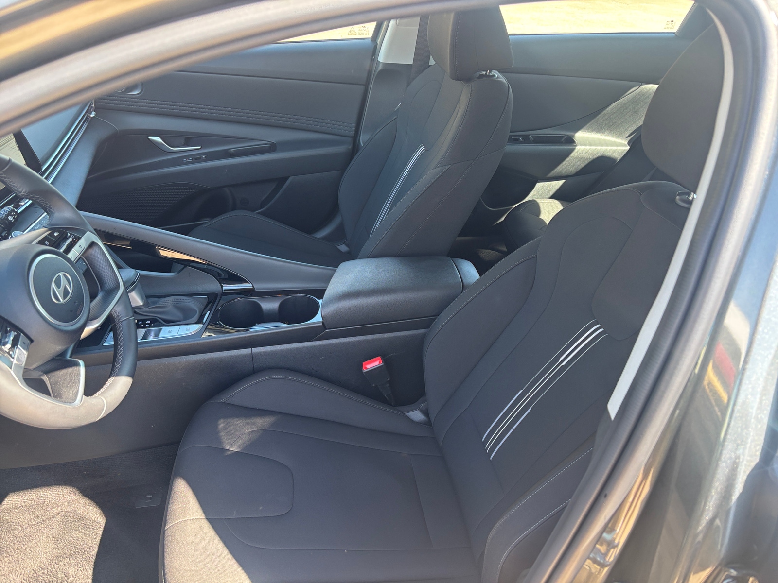 Thumbnail: 2025 Hyundai Elantra - 2