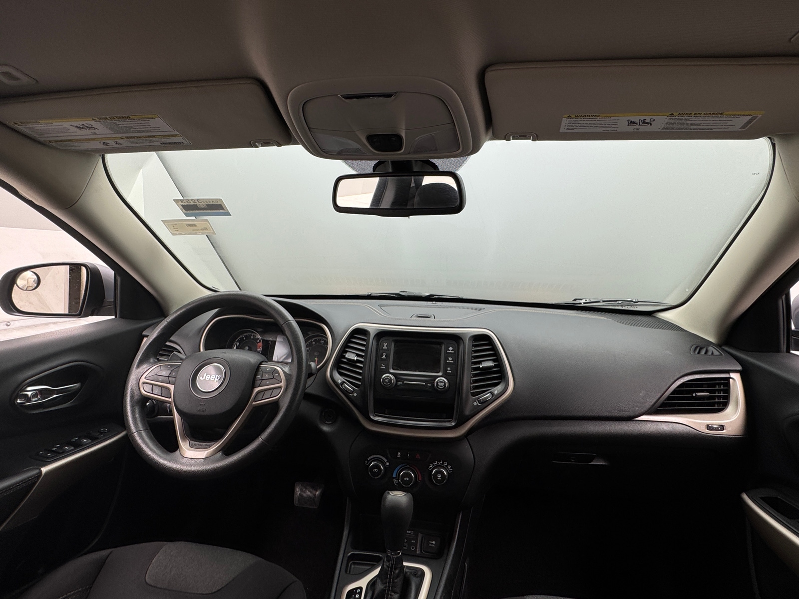 Thumbnail: 2018 Jeep Cherokee - 3