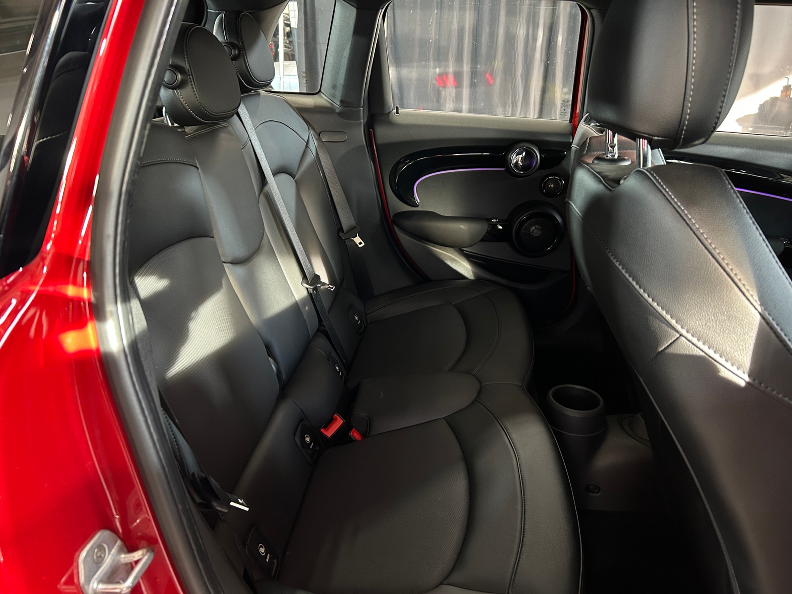 Thumbnail: 2017 MINI Cooper Hardtop - 5