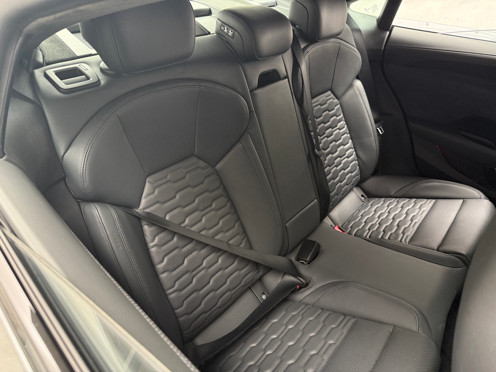 Thumbnail: 2024 Audi RS e-tron GT - 5