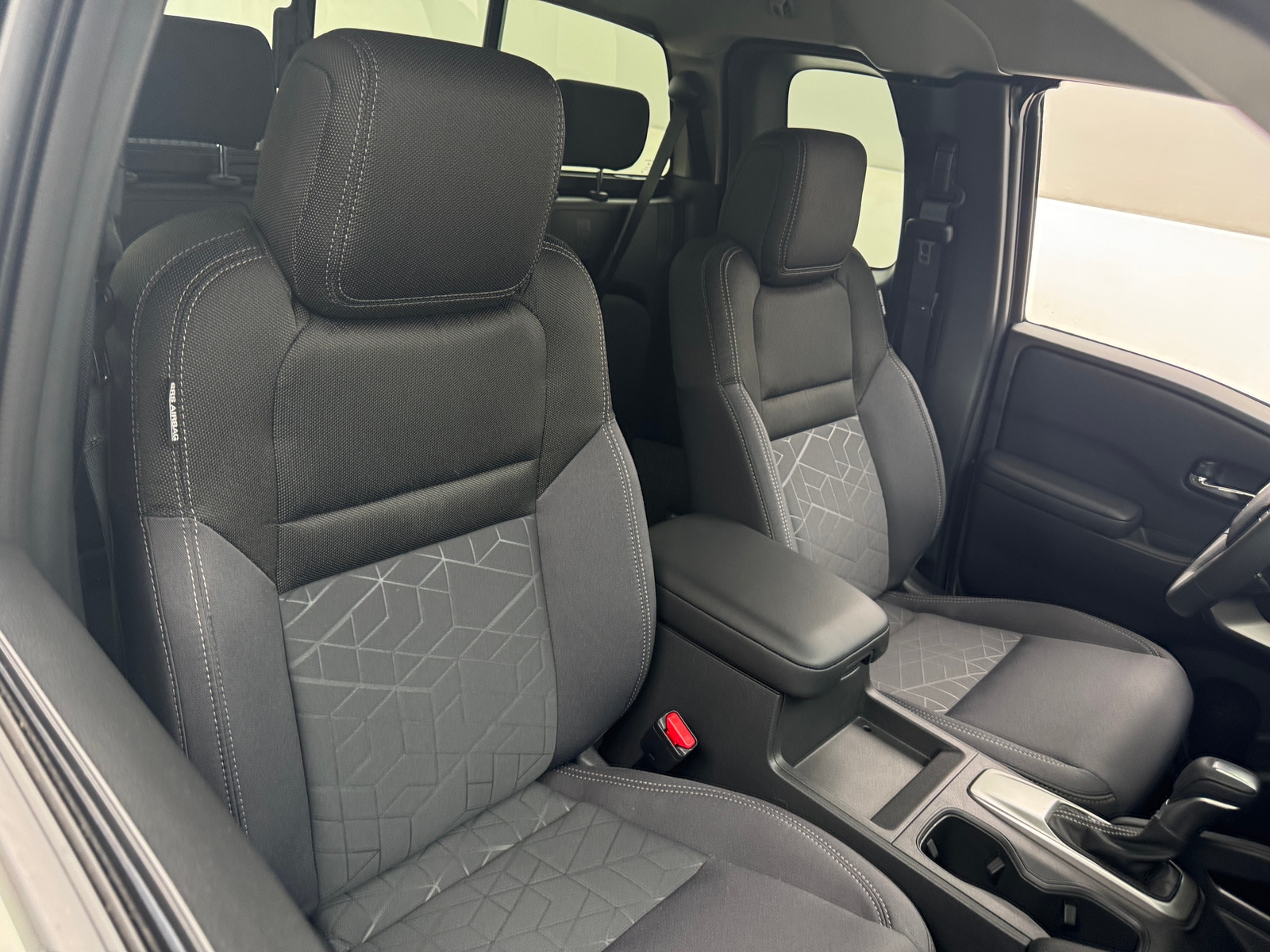 Thumbnail: 2025 Nissan Frontier - 2