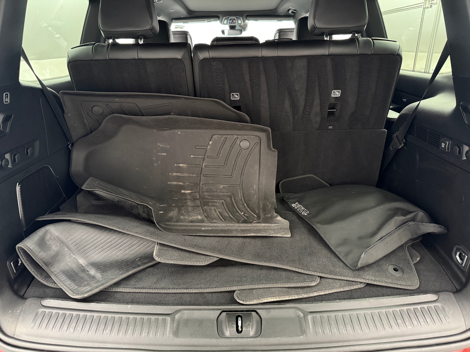 Thumbnail: 2024 Jeep Wagoneer - 6