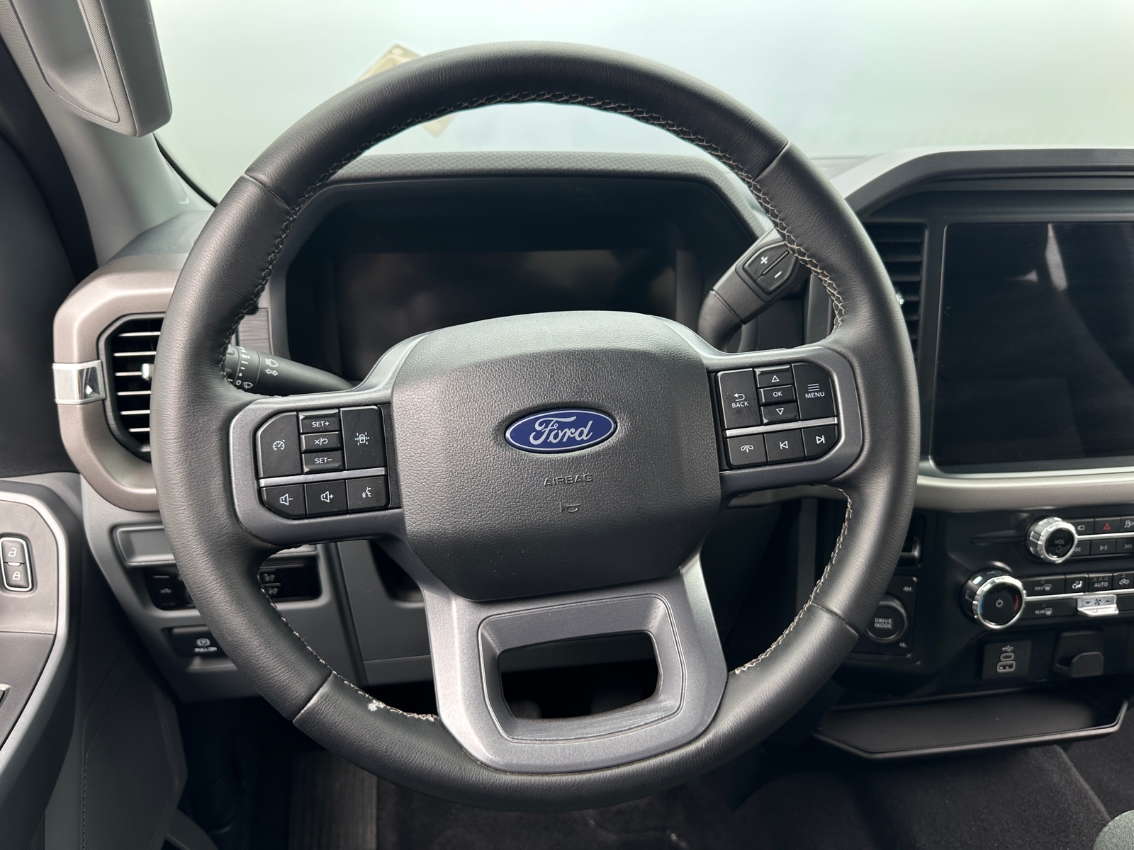 Thumbnail: 2025 Ford Econoline - 5