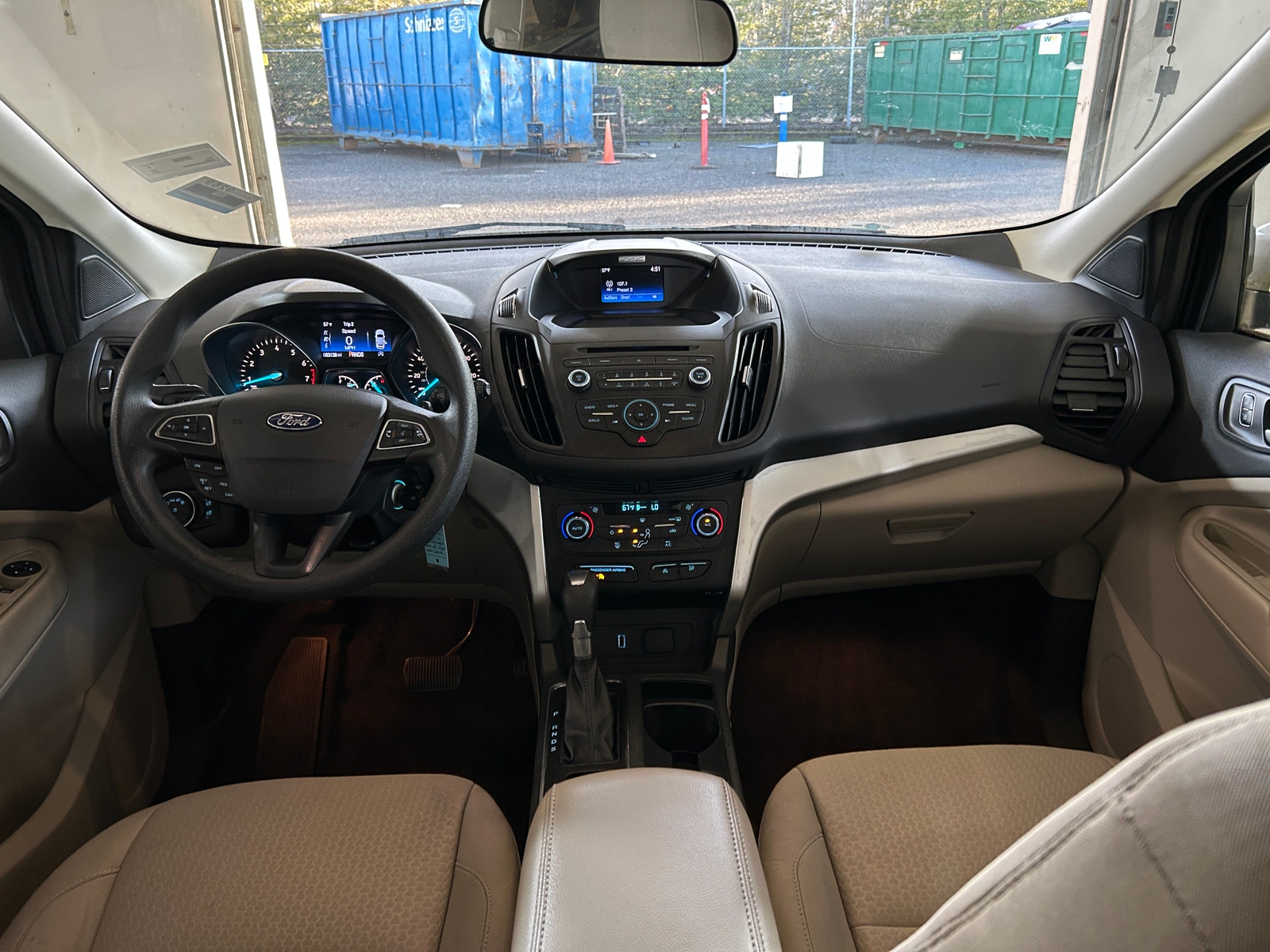 Thumbnail: 2017 Ford Escape - 3