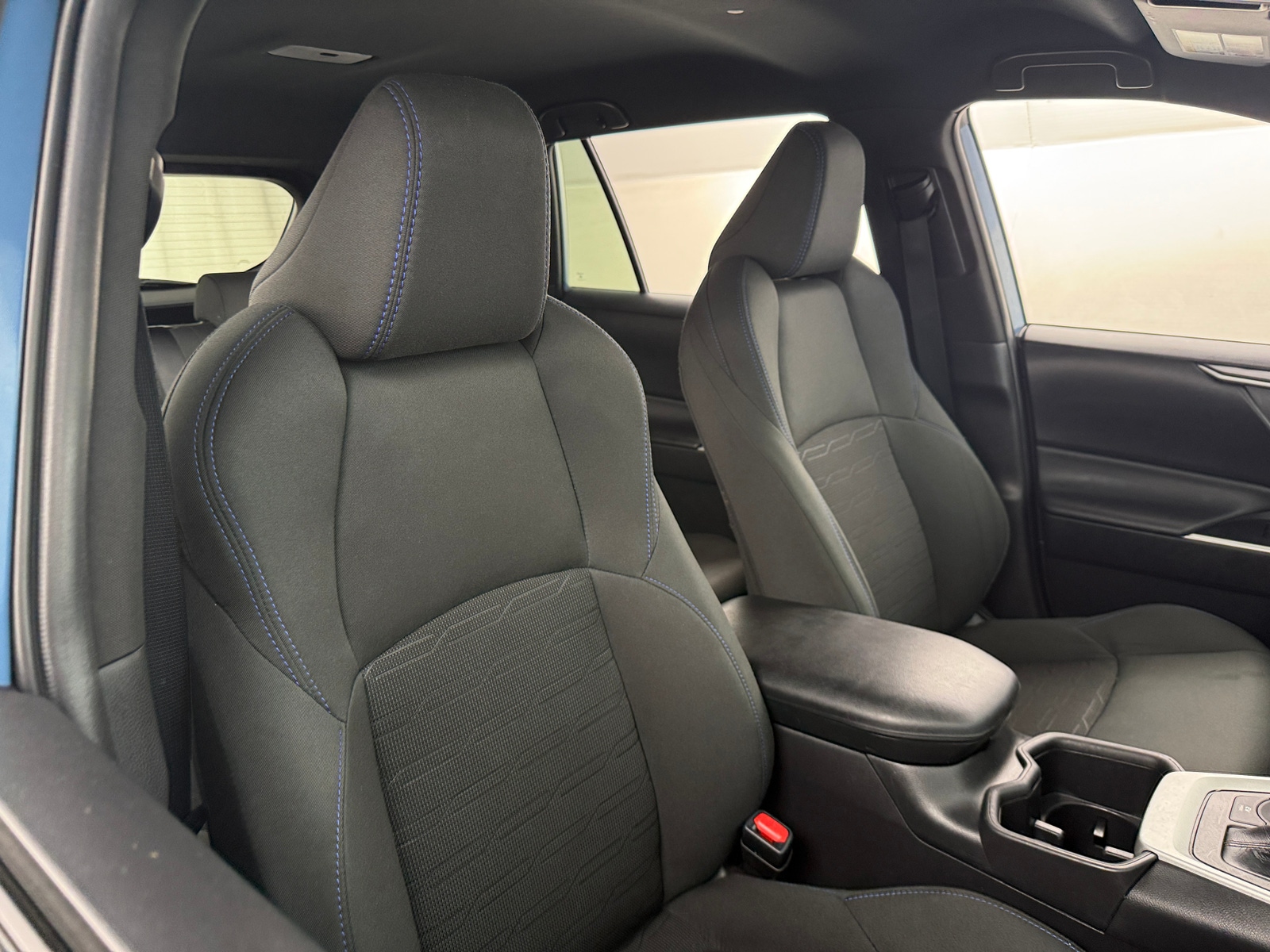 Thumbnail: 2022 Toyota RAV4 - 2