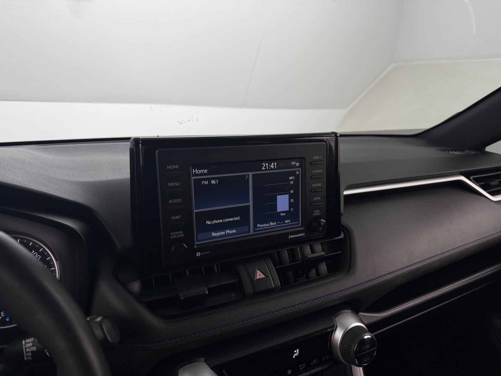 Thumbnail: 2022 Toyota RAV4 - 4