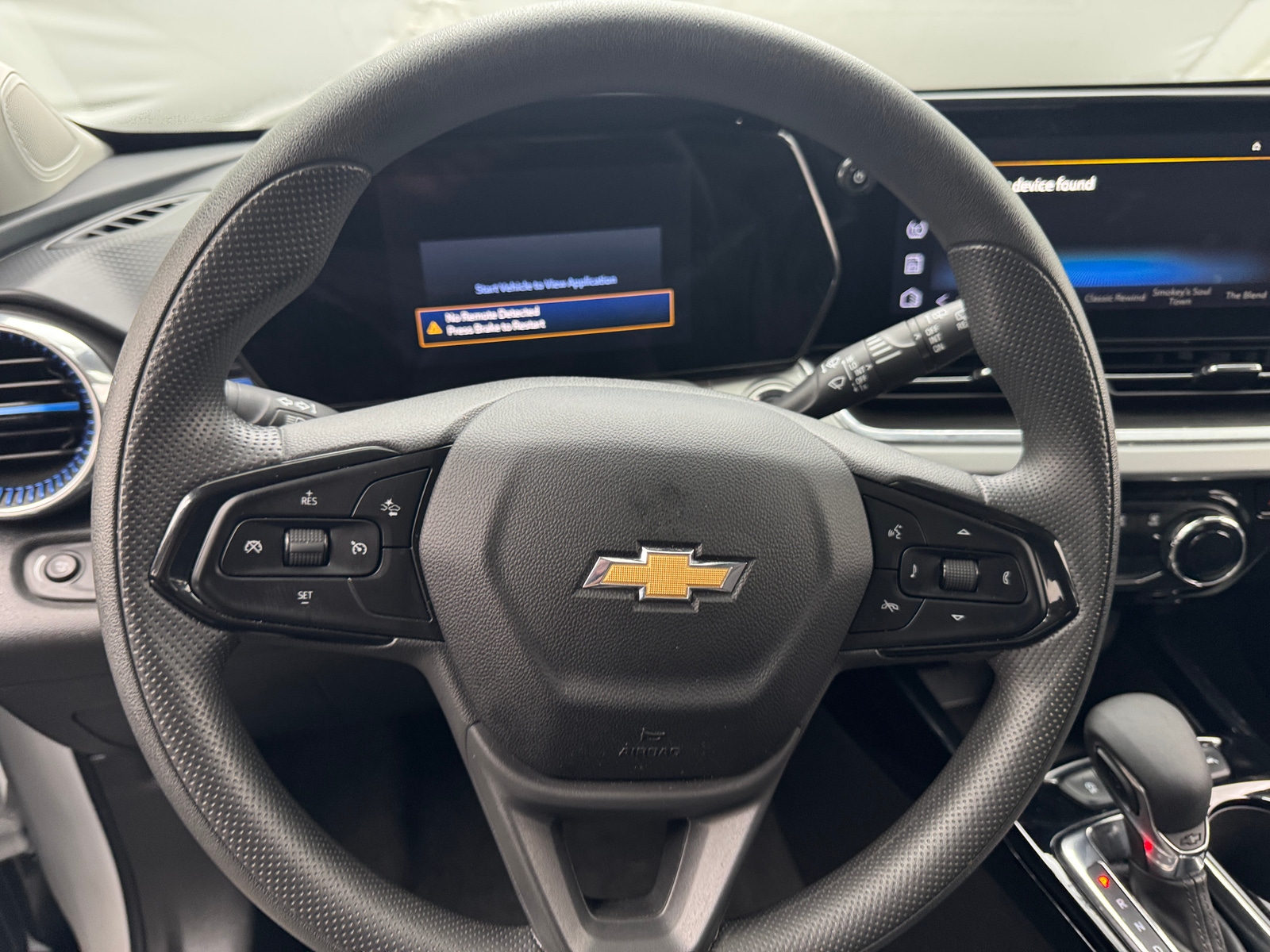 Thumbnail: 2025 Chevrolet Trax - 5