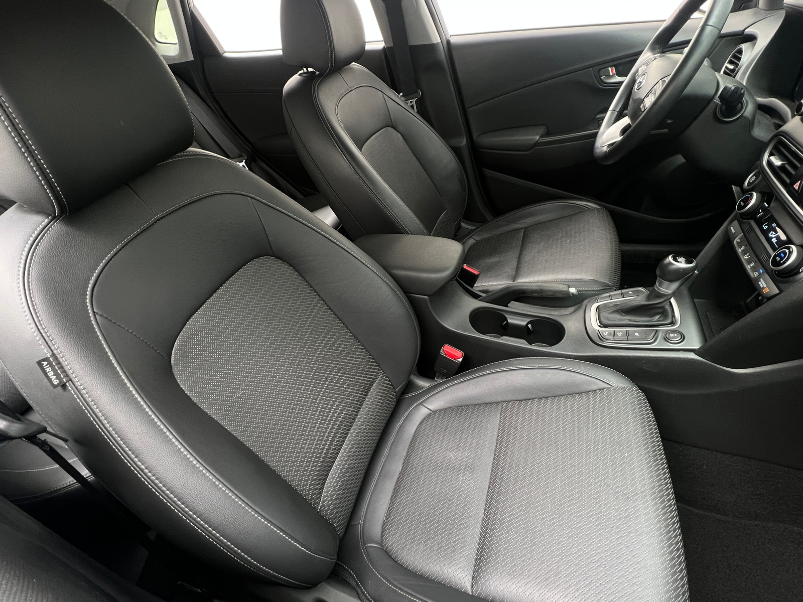 Thumbnail: 2020 Hyundai Kona - 2