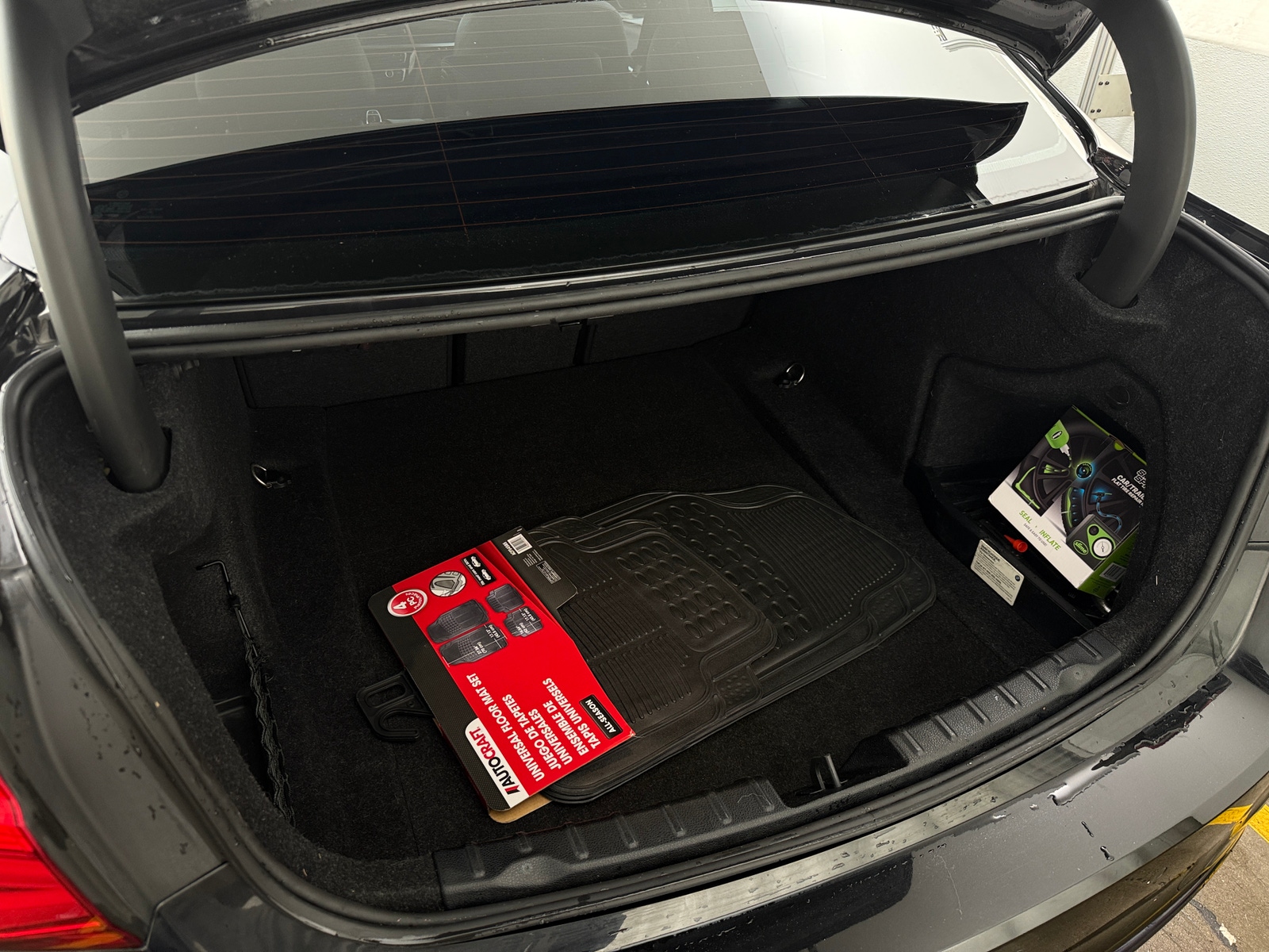 Thumbnail: 2018 BMW 3 Series - 6