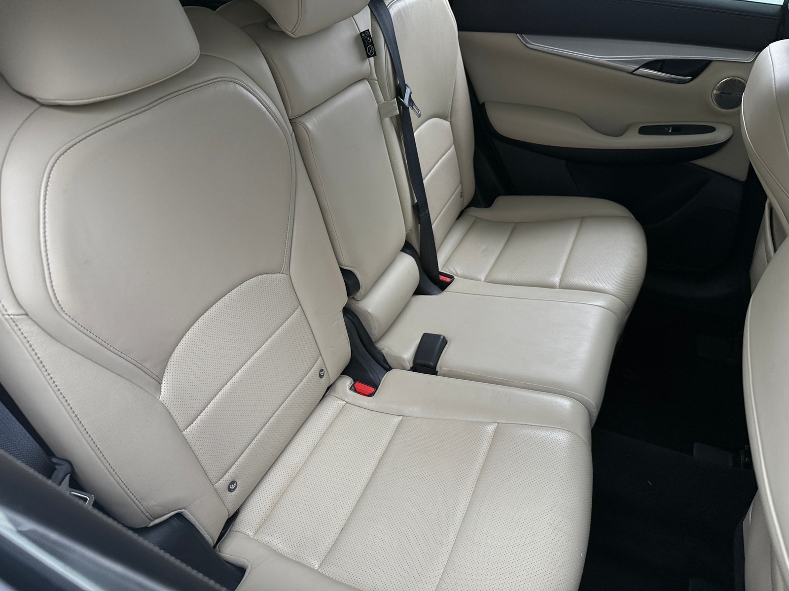 Thumbnail: 2019 INFINITI QX50 - 5