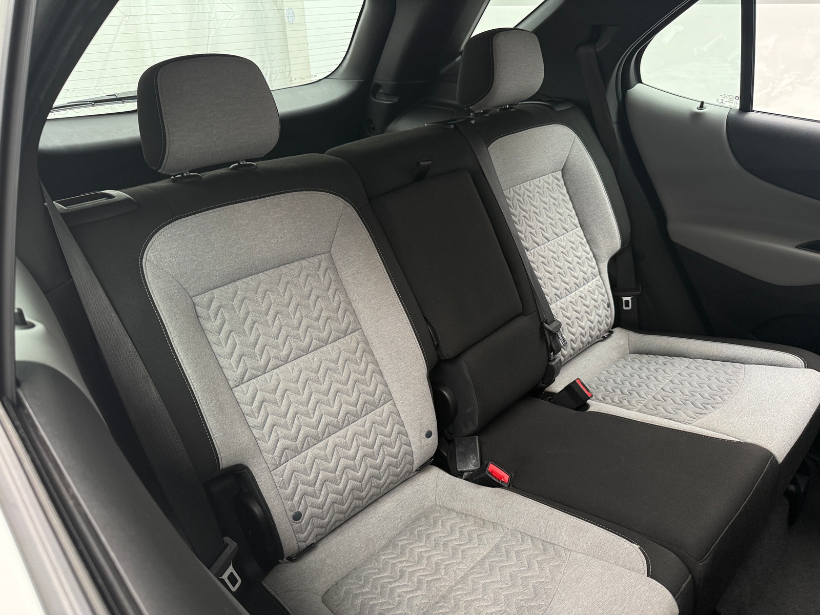 Thumbnail: 2022 Chevrolet Equinox - 6