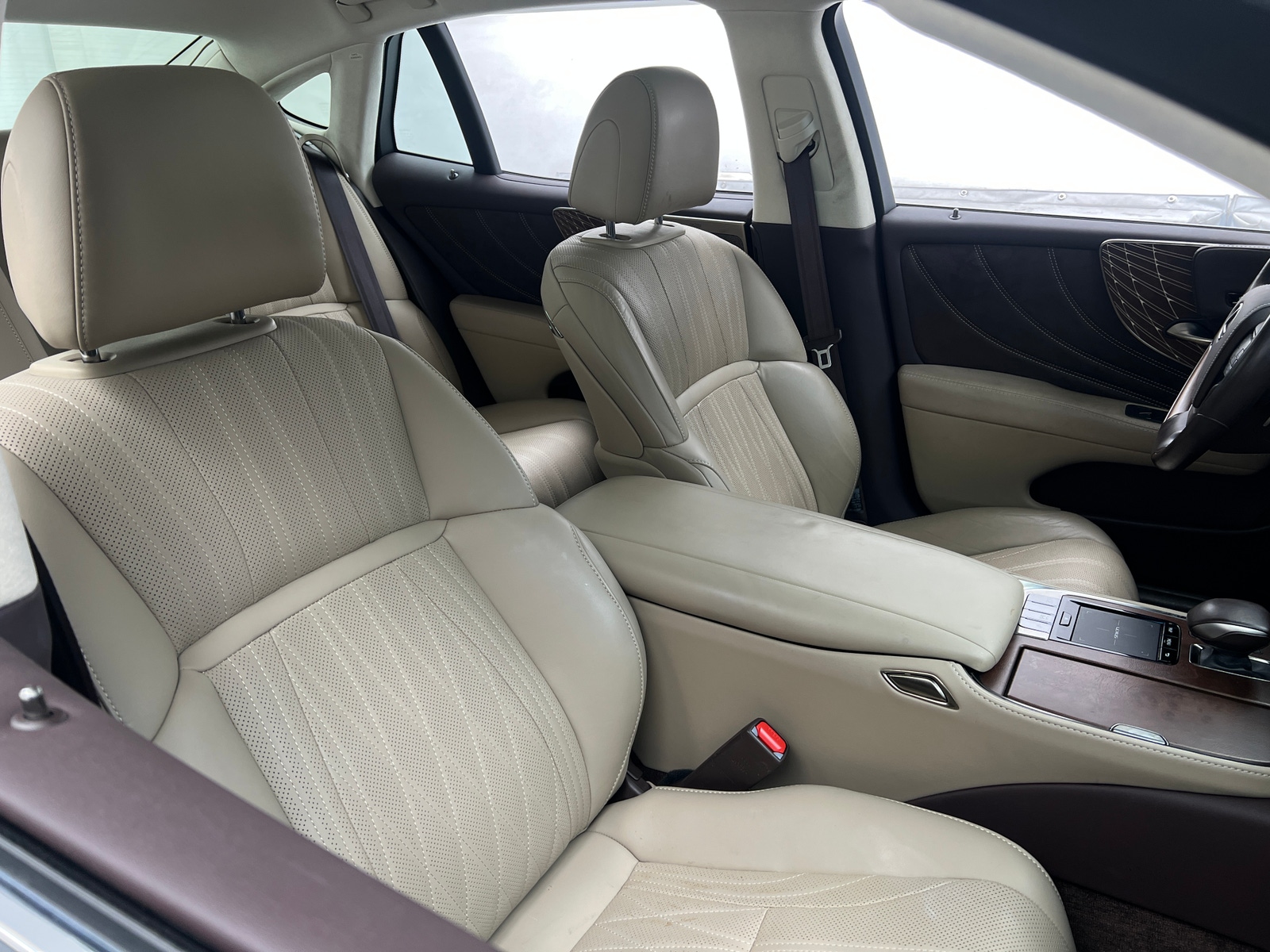 Thumbnail: 2019 Lexus LS - 2