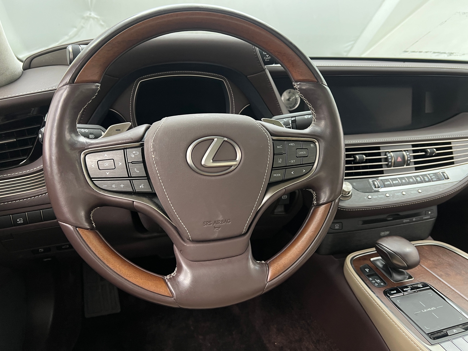 Thumbnail: 2019 Lexus LS - 5